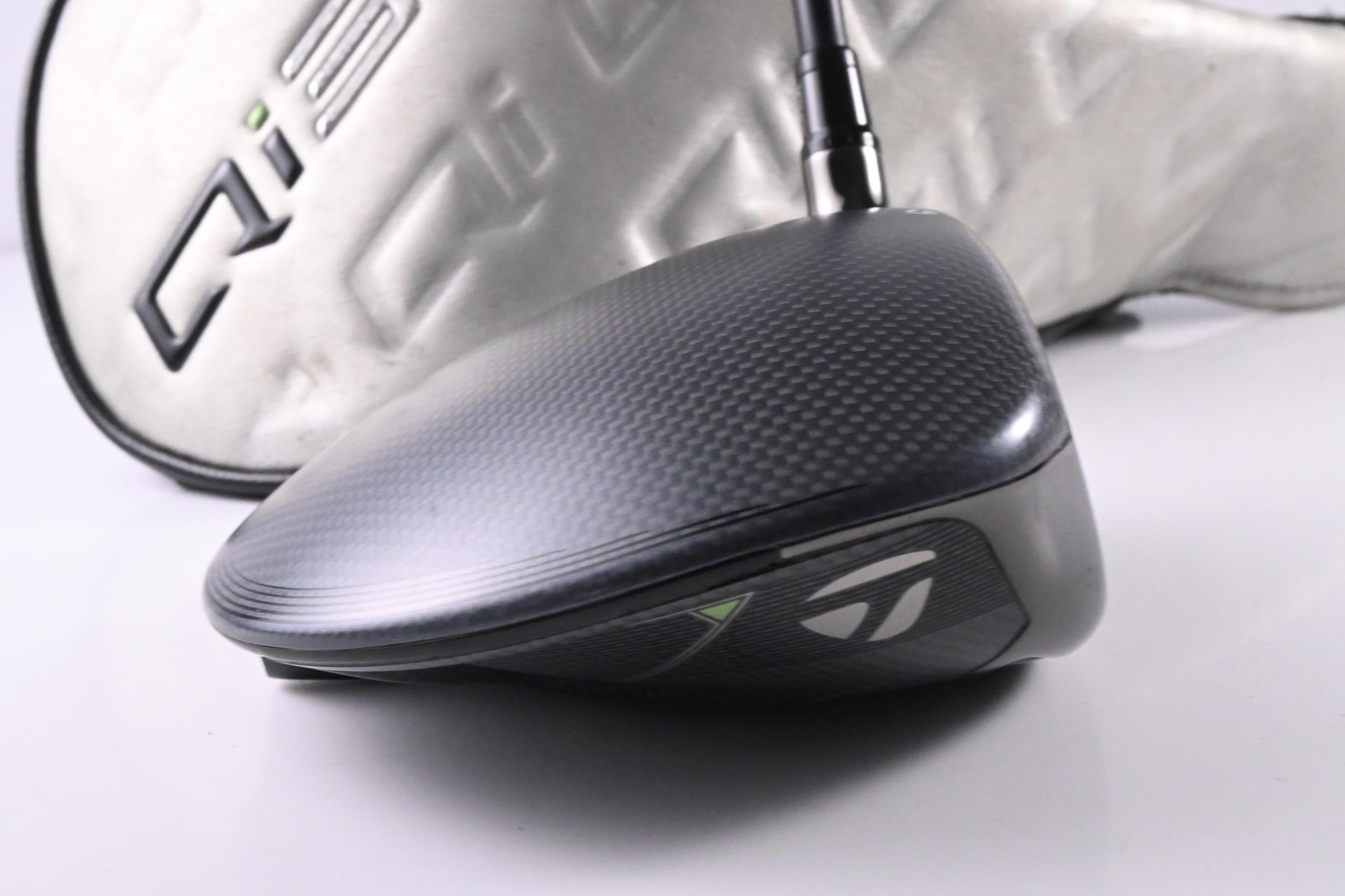 Taylormade Qi35 Driver / 10.5 Degree / X-Flex Kai'li Blue Dark Wave 60 Shaft