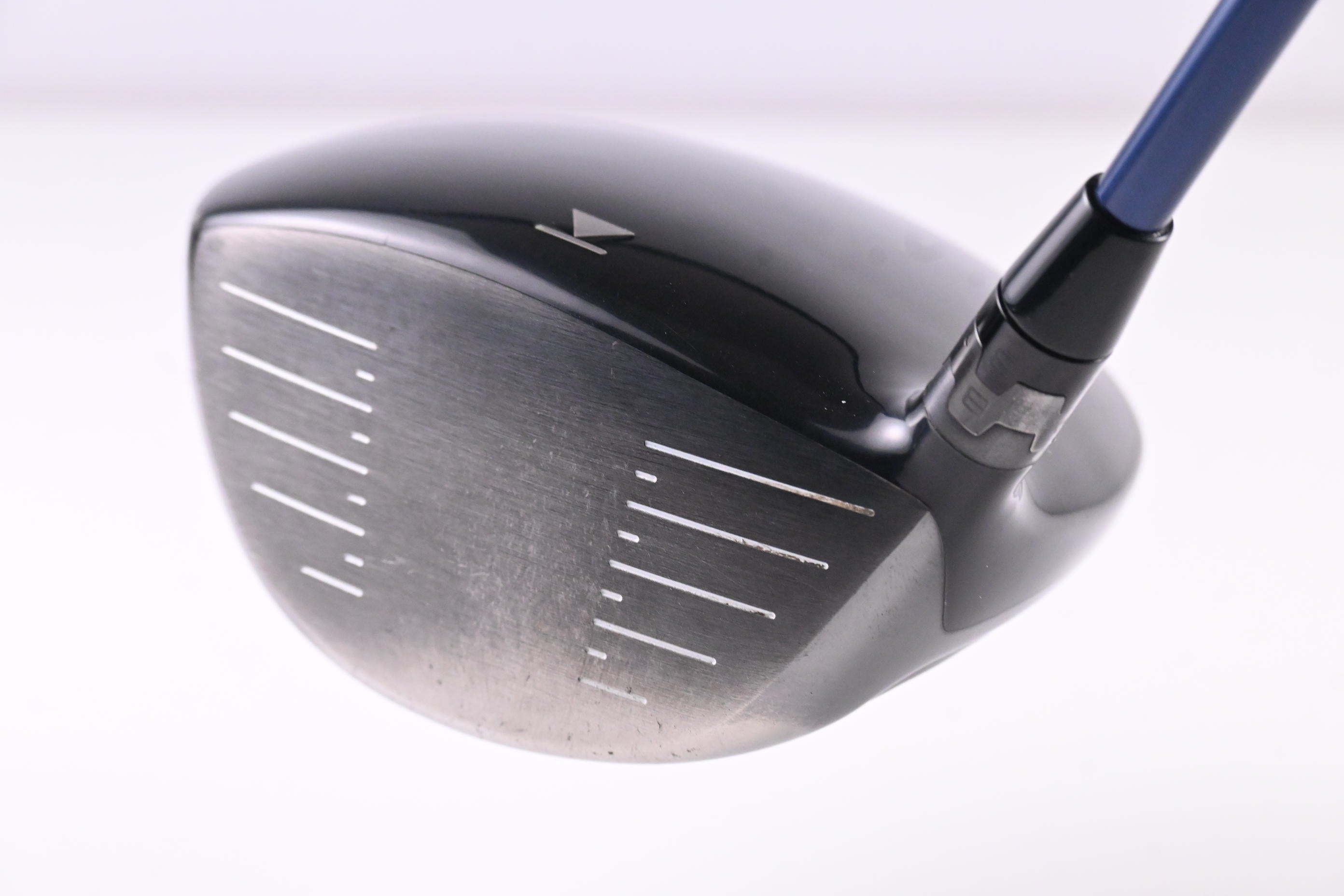 Titleist 910 D2 Driver / 10.5 Degree / Stiff Flex Diamana Kai'Li 65 Shaft