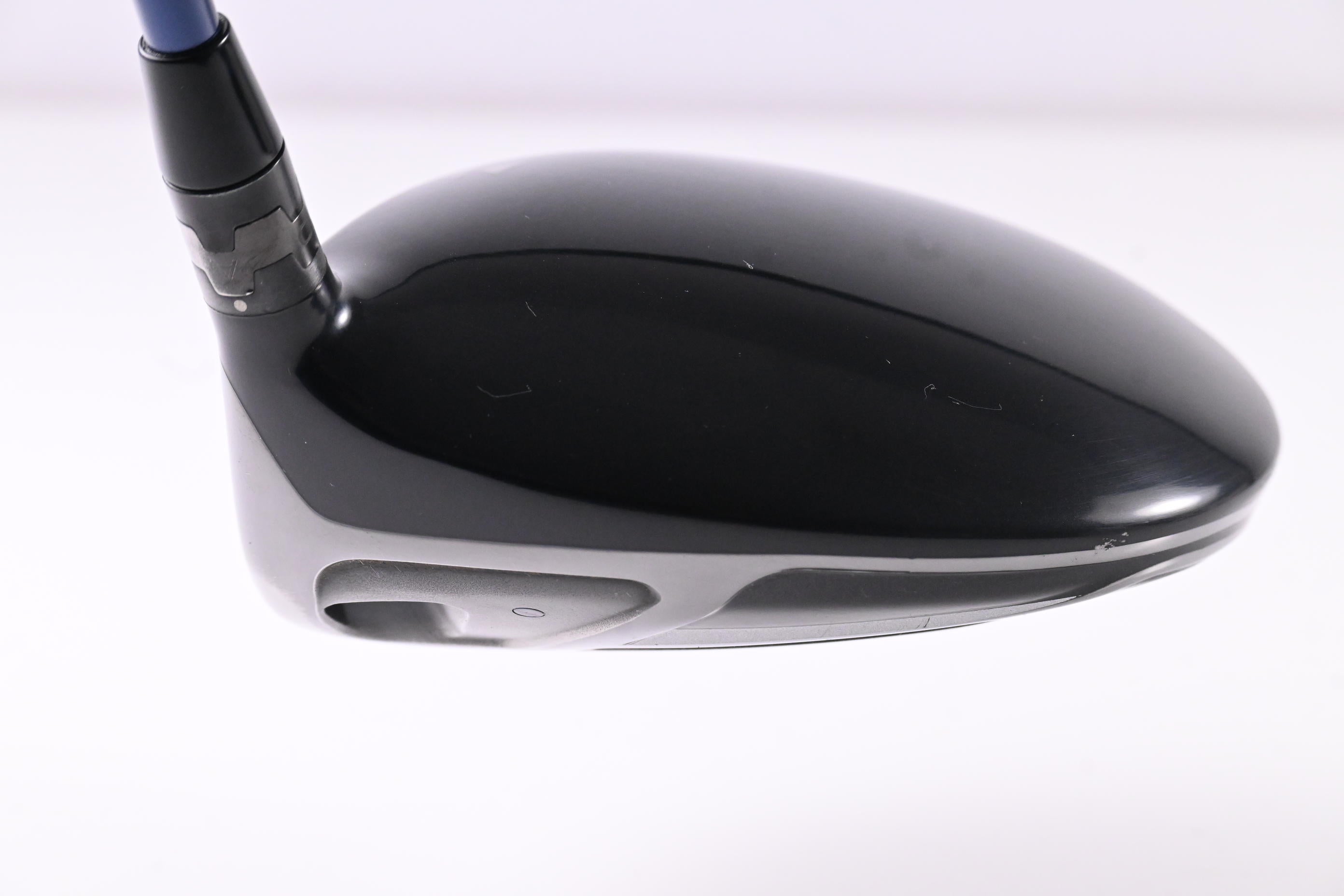 Titleist 910 D2 Driver / 10.5 Degree / Stiff Flex Diamana Kai'Li 65 Shaft