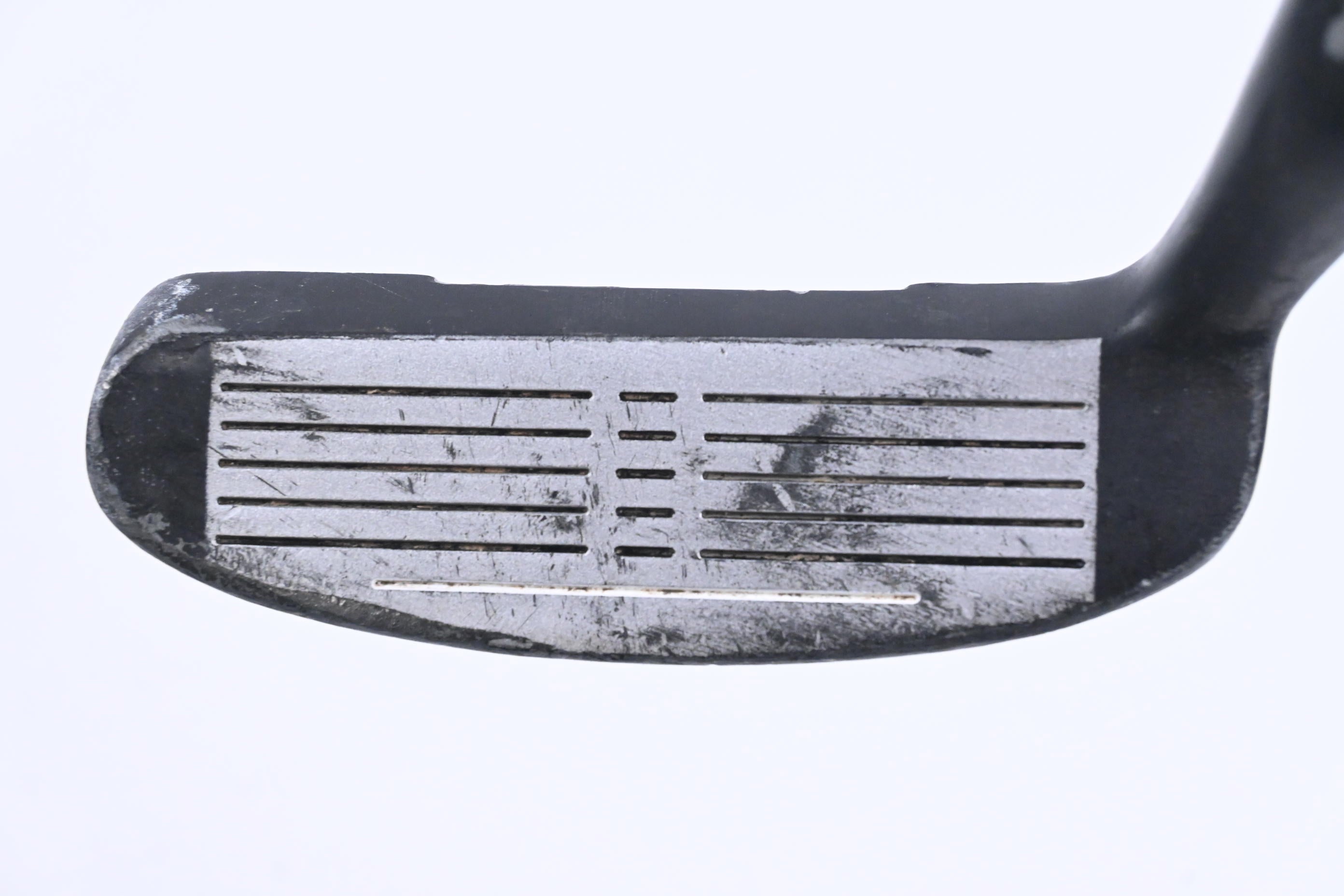 Wilson Prostaff Chipper / 37.5 Degree / Stiff Flex Steel Shaft