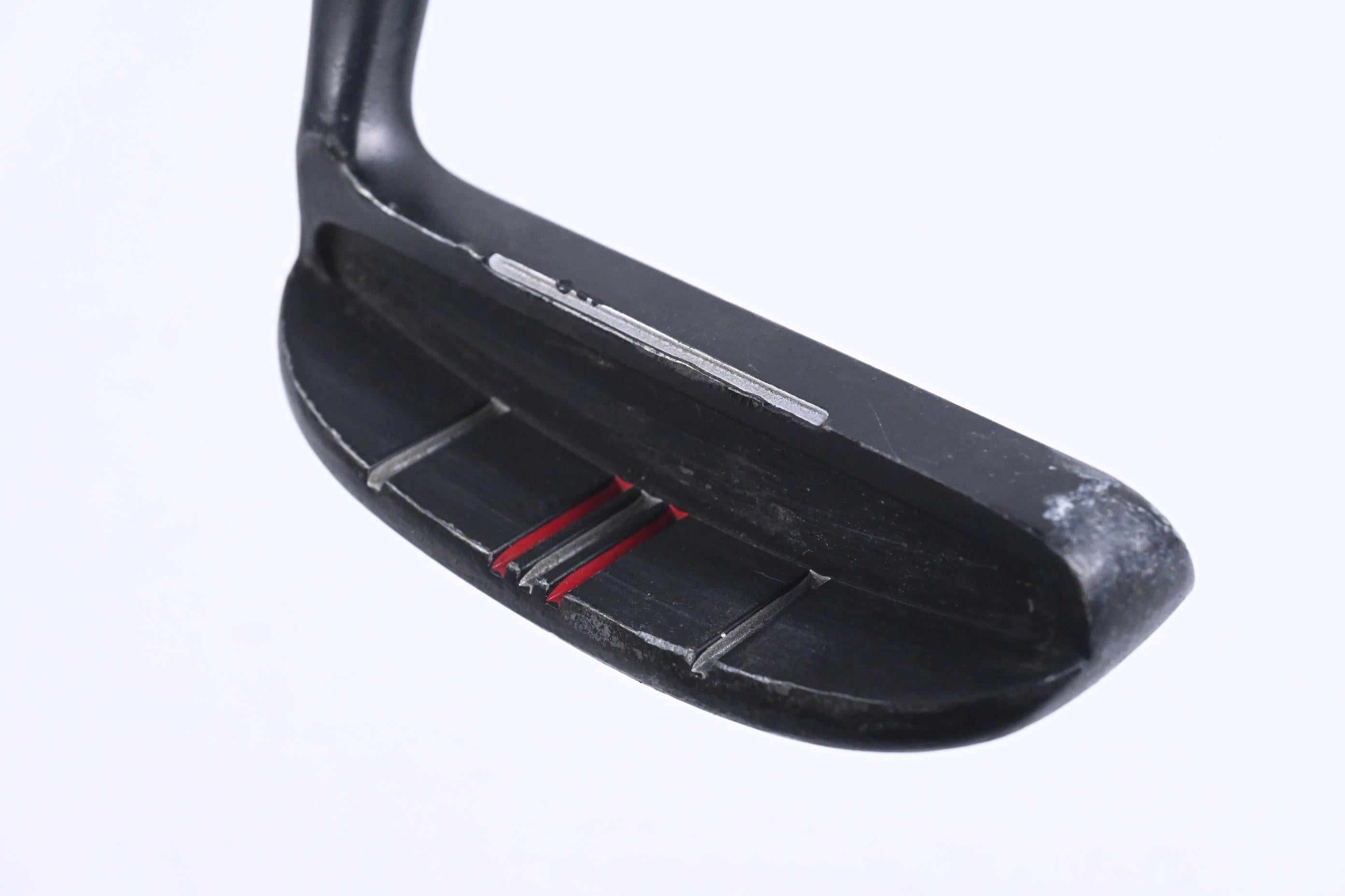 Wilson Prostaff Chipper / 37.5 Degree / Stiff Flex Steel Shaft