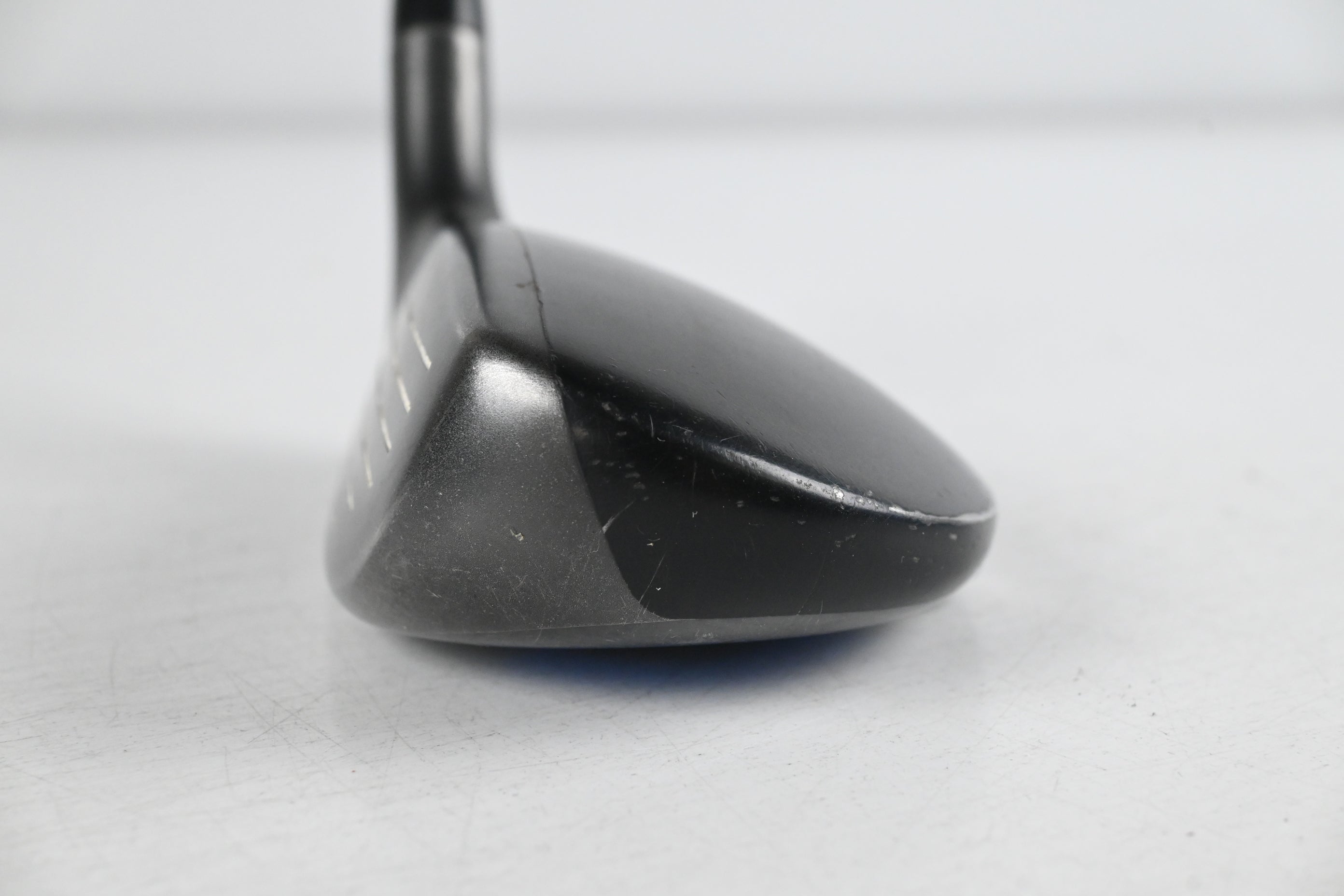 Left Hand Ping G30 #4 Hybrid / 22 Degree / Stiff Flex Project X Black Shaft