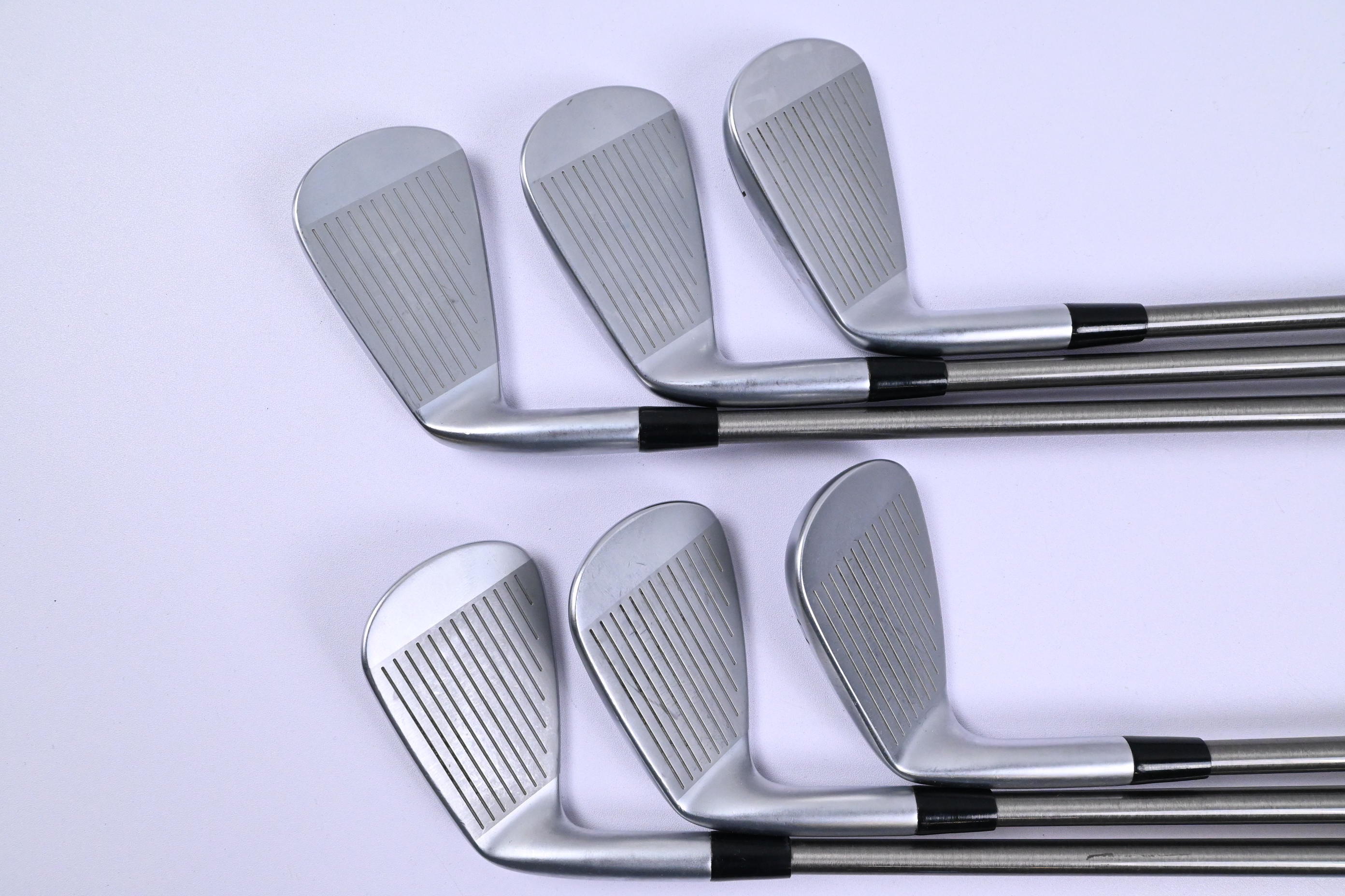 Mizuno JPX 925 Forged Irons / 5-PW / Regular Flex SteelFiber i95cw Shafts