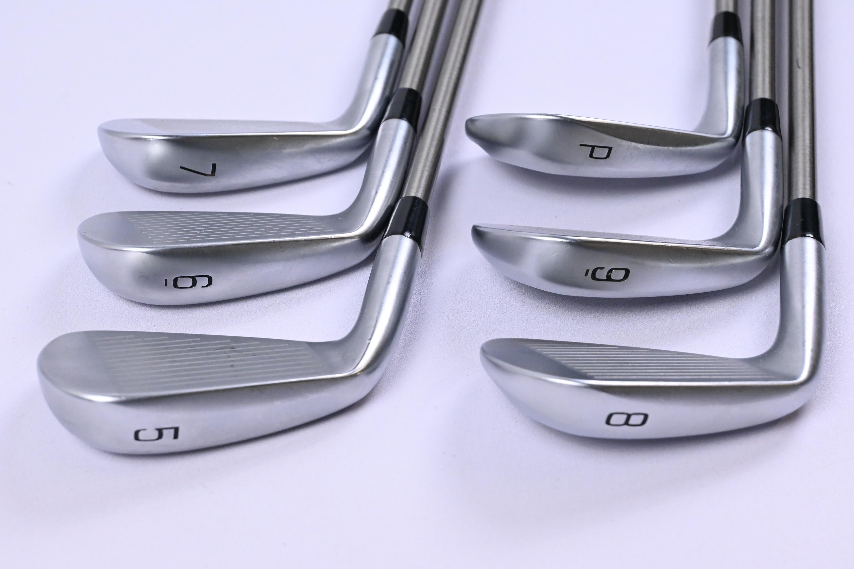 Mizuno JPX 925 Forged Irons / 5-PW / Regular Flex SteelFiber i95cw Shafts
