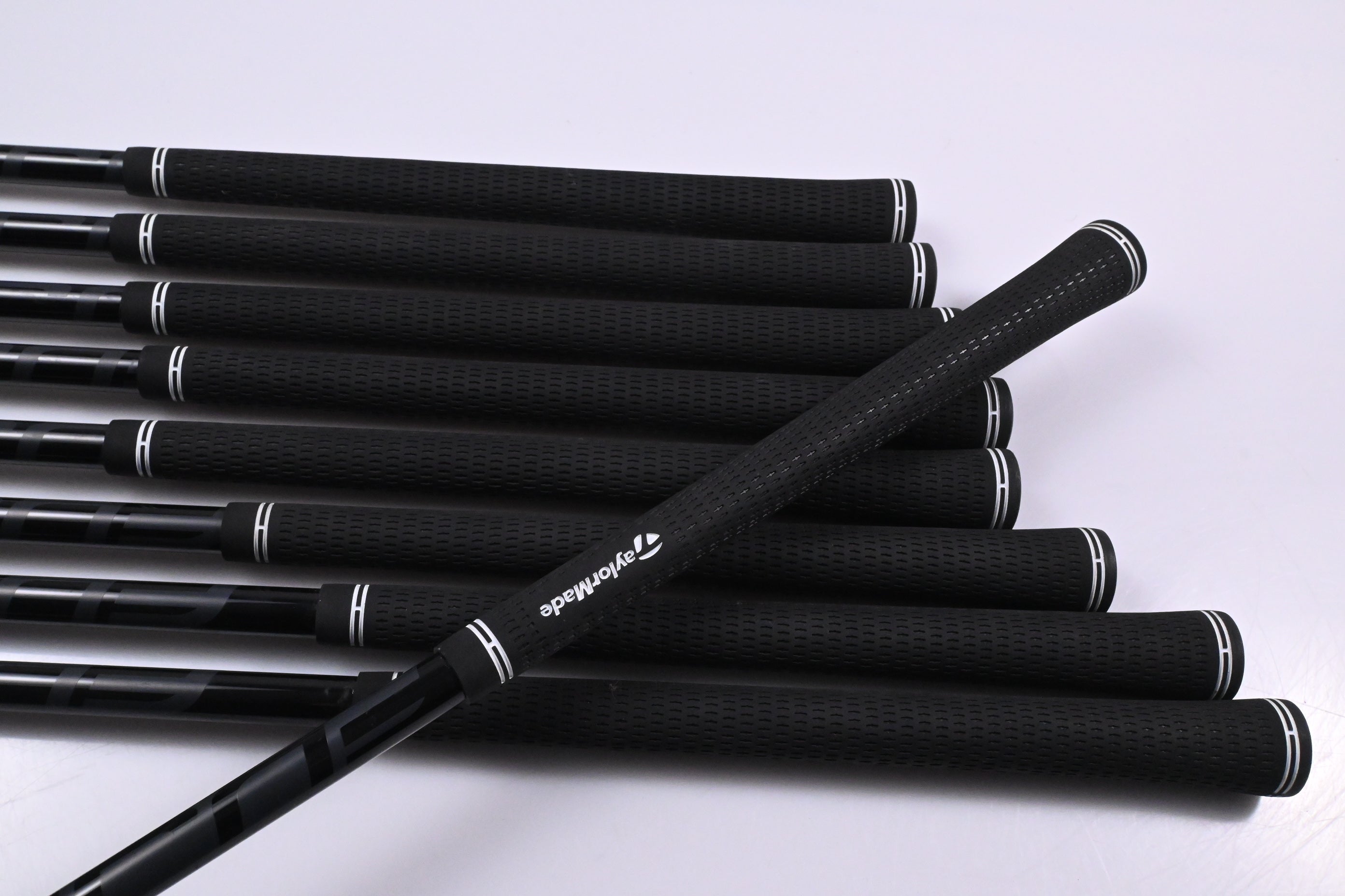 Taylormade M CGB Irons / 4-PW+AW+SW / Regular Flex Fujikura Pro 63 Shafts