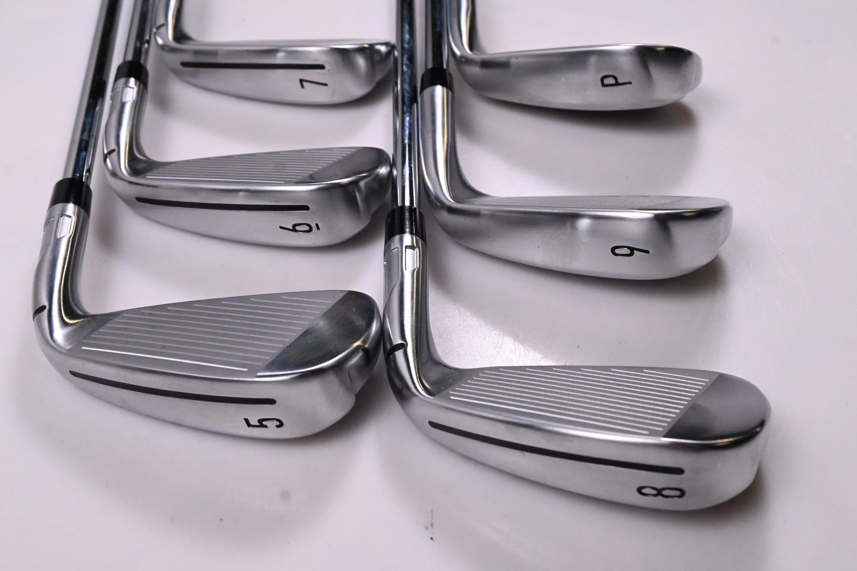 Left Hand Taylormade Qi Max Irons / 5-PW / Regular Flex KBS MAX MT 85 Shafts