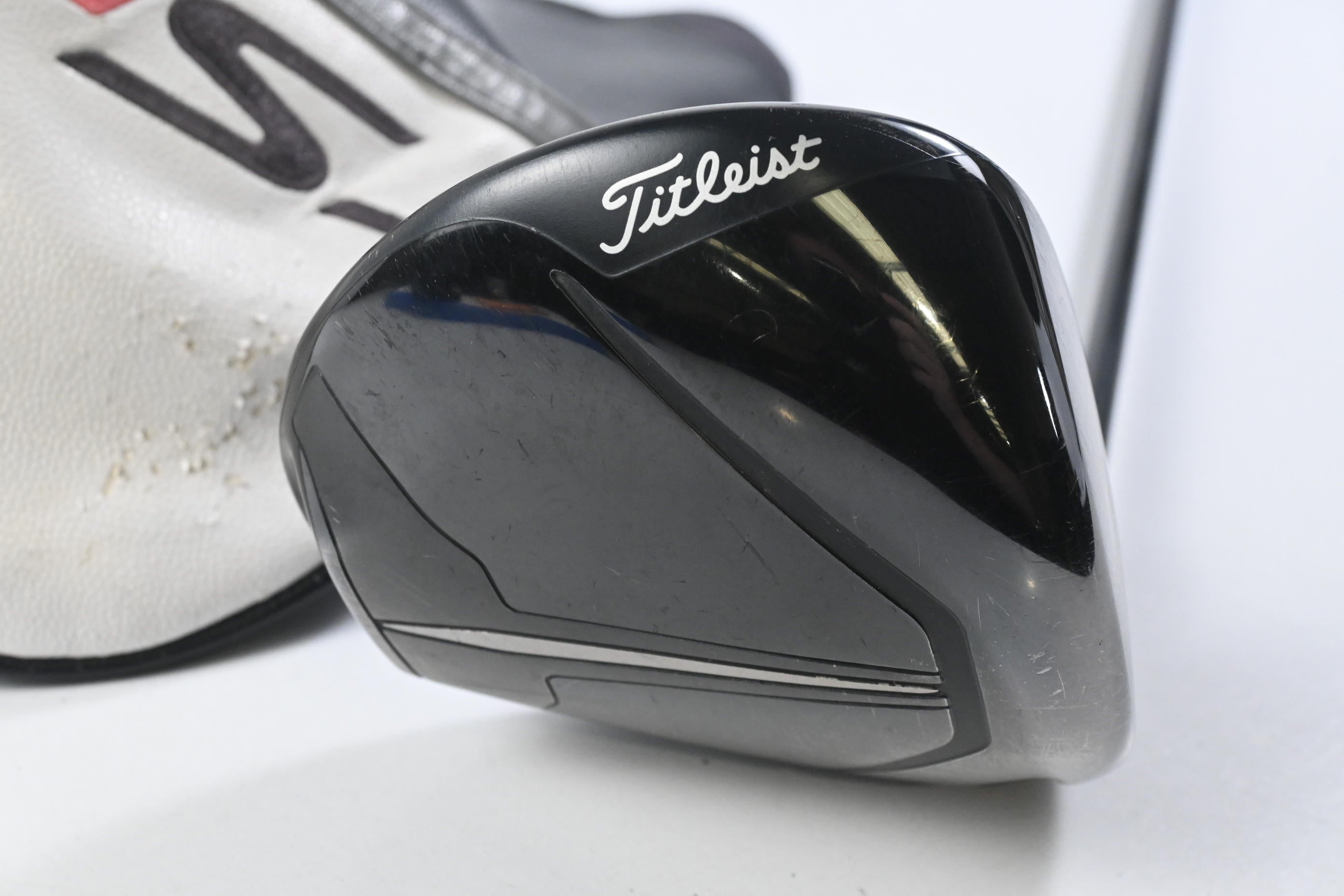Titleist TSR2 Driver / 10 Degree / Stiff Flex Tensei 1K Black 65 Shaft