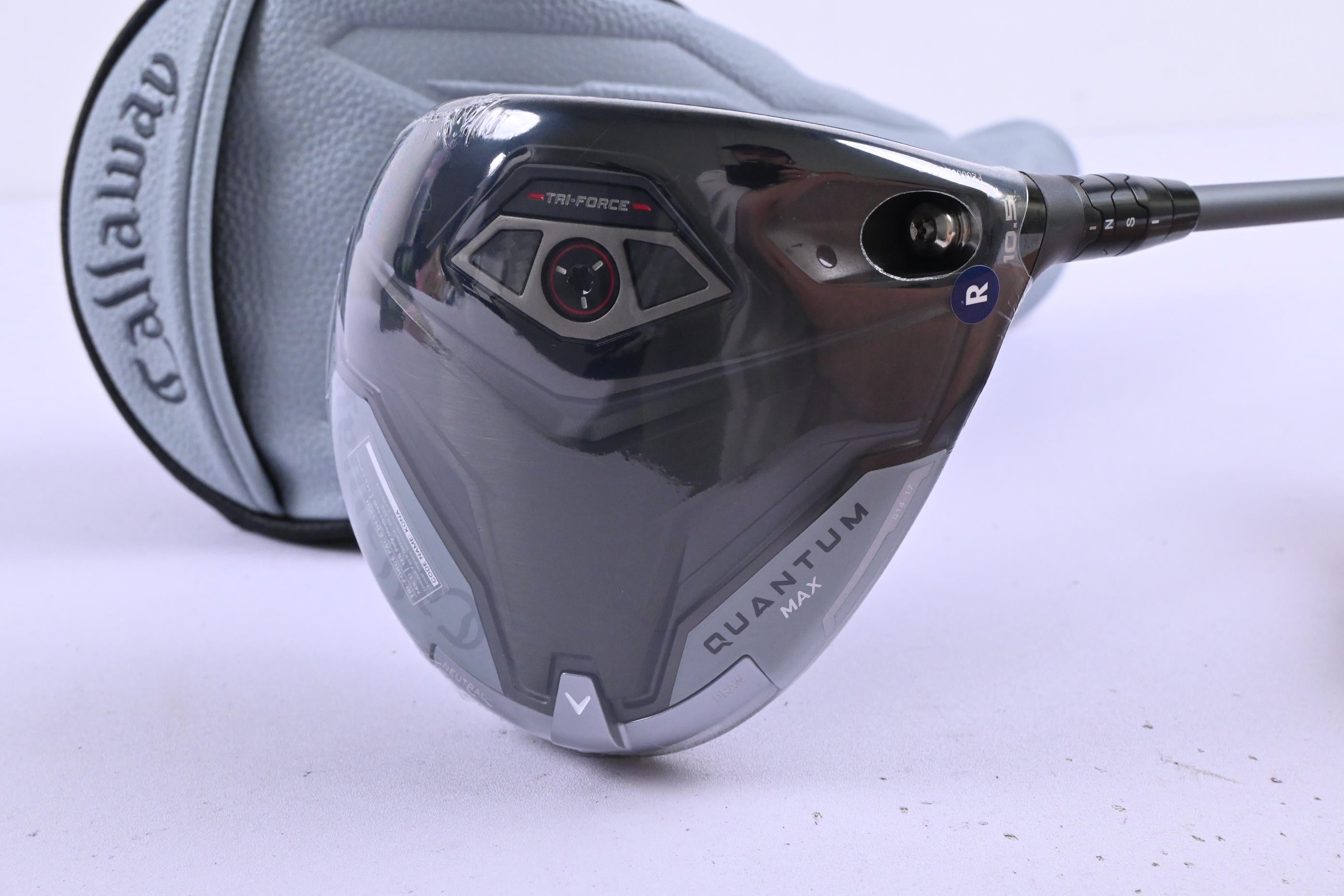 Callaway Quantum Max Driver / 10.5 Degree / Regular Flex Denali Frost Silver 50