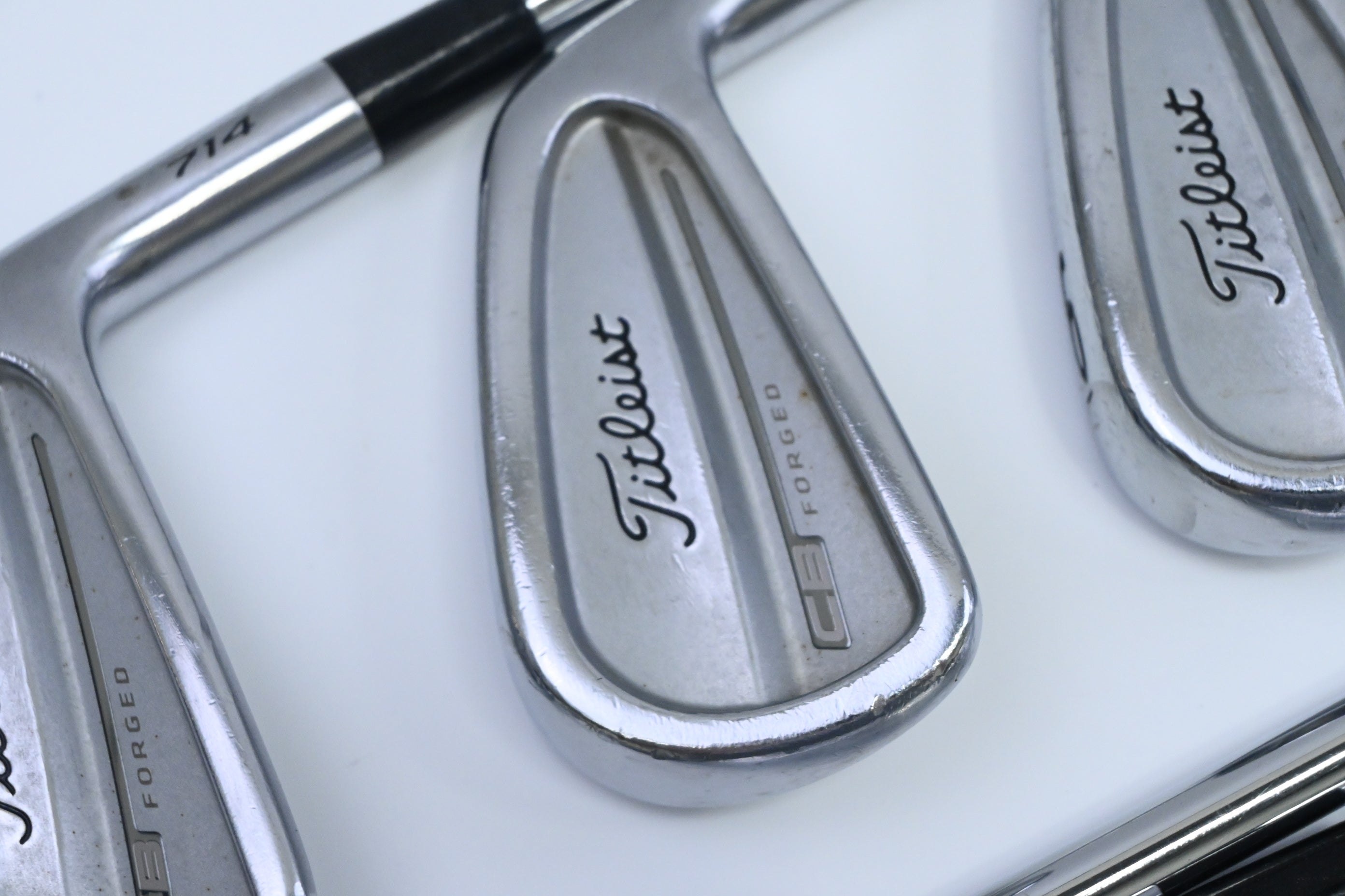 Titleist 714 CB Irons / 4-PW / Stiff Flex Dynamic Gold S300 Shafts