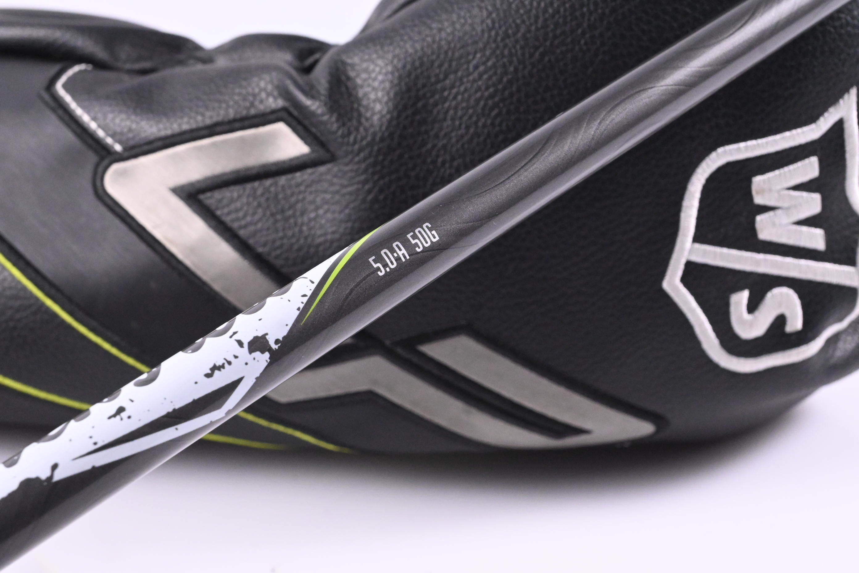 Wilson Launch Pad 2022 Driver / 10.5 Degree / Senior Flex EvenFlow 50 Shaft