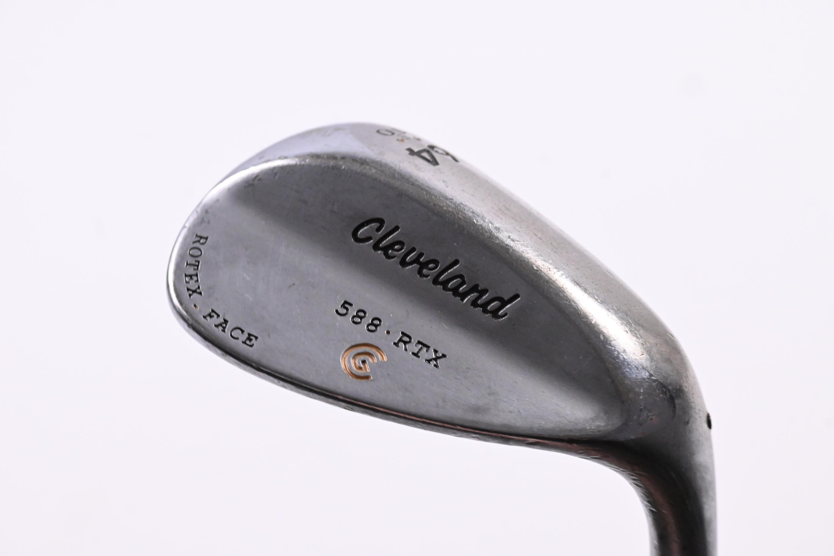Cleveland 588 RTX Lob Wedge / 64 Degree / Wedge Flex Dynamic Gold Shaft