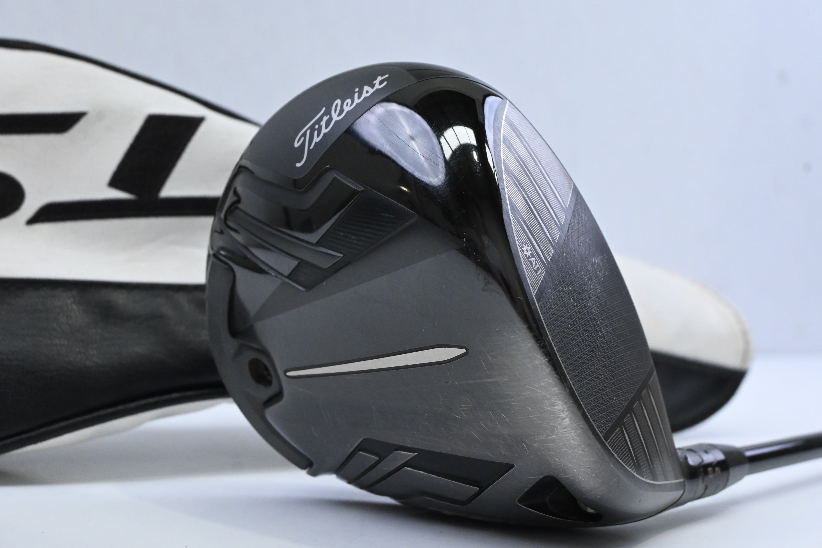 Titleist TSi3 Driver / 10 Degree / Stiff Flex HZRDUS Smoke Black 60 Shaft