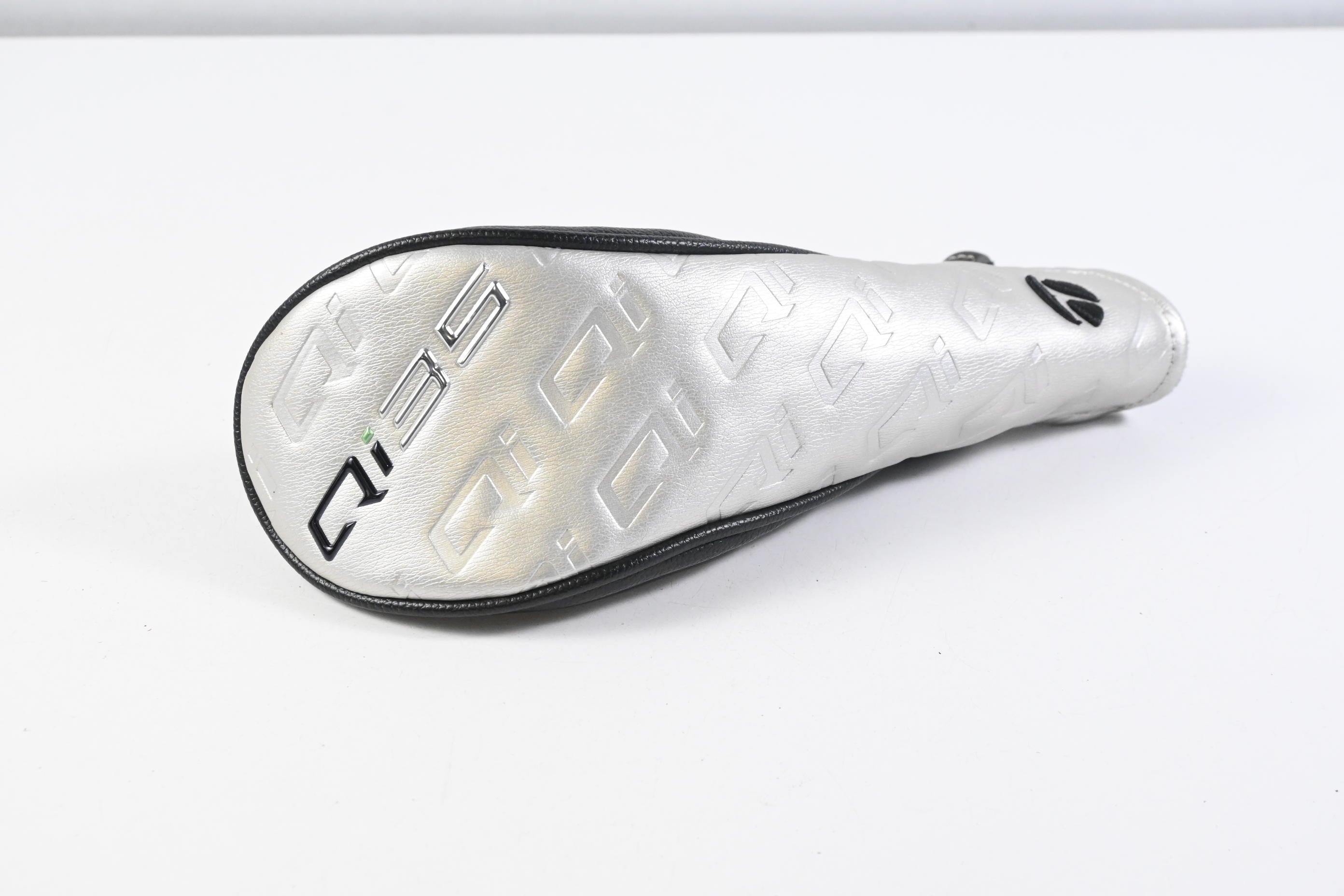 Taylormade Qi35 #3 Hybrid / 19 Degree / Stiff Flex Fujikura Ventus Blue 7 Shaft