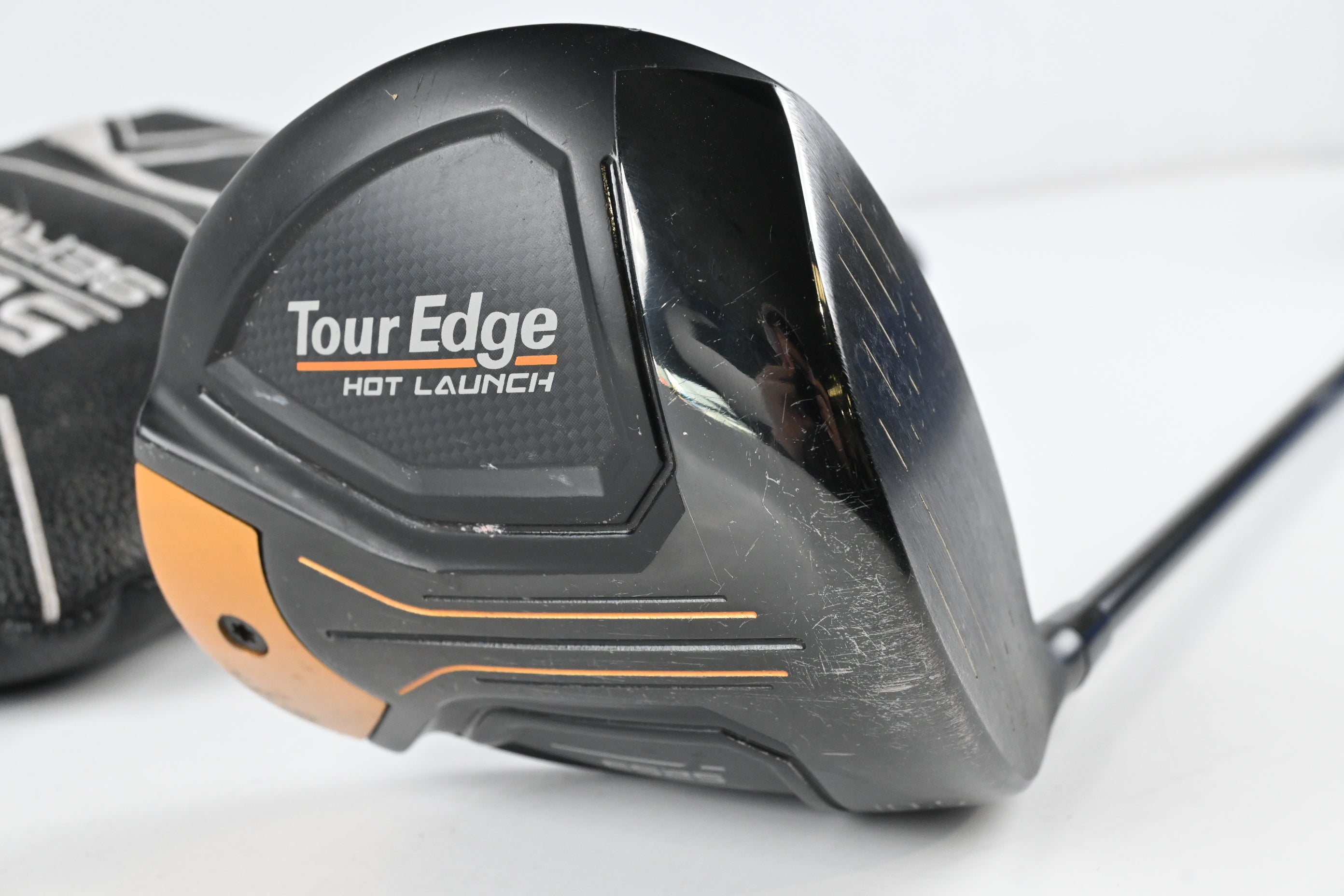 Tour Edge Hot Launch E524 Driver / 10.5 Degree / Regular Flex Helium Black 55
