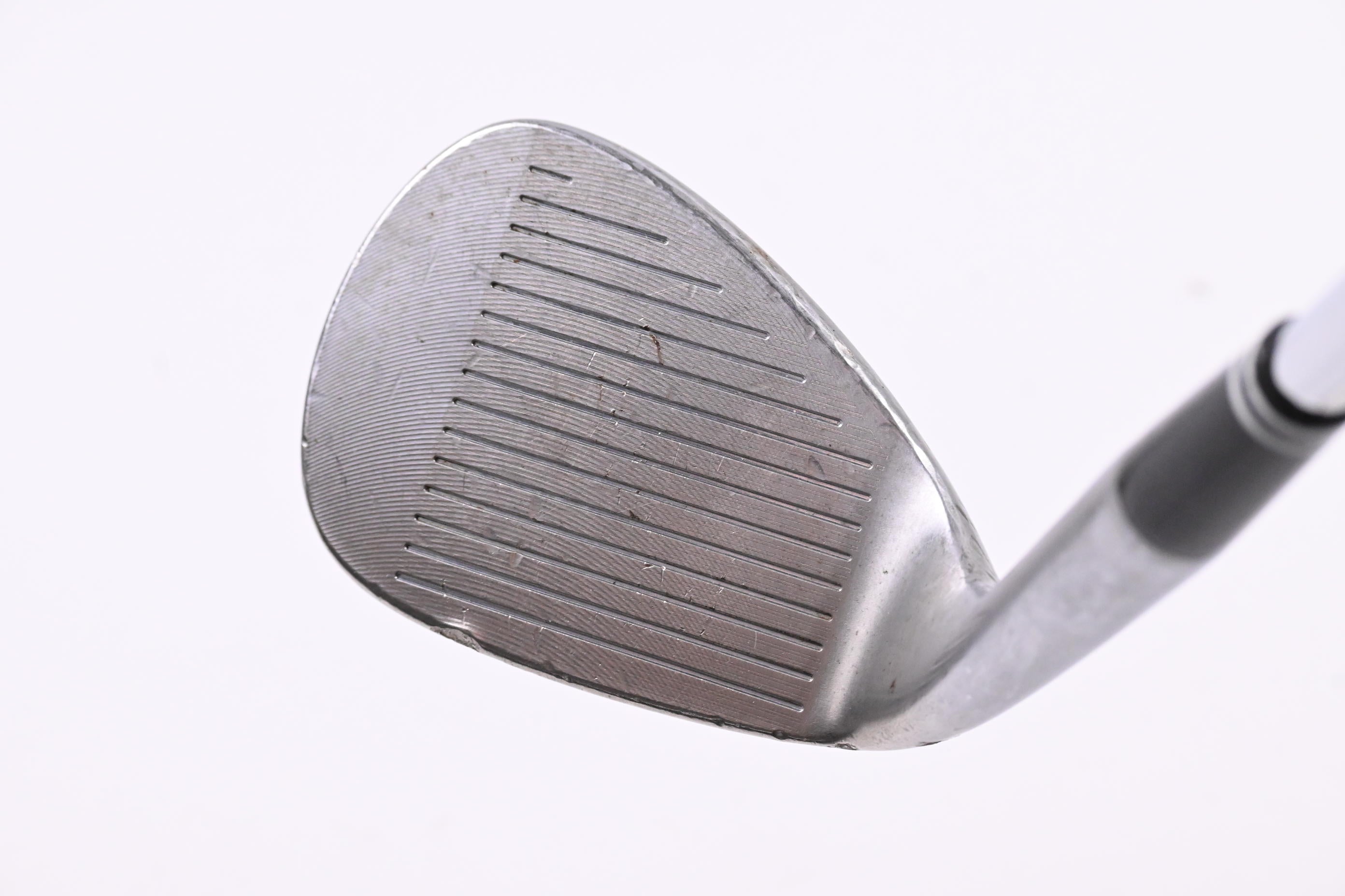 Cleveland 588 RTX Lob Wedge / 64 Degree / Wedge Flex Dynamic Gold Shaft