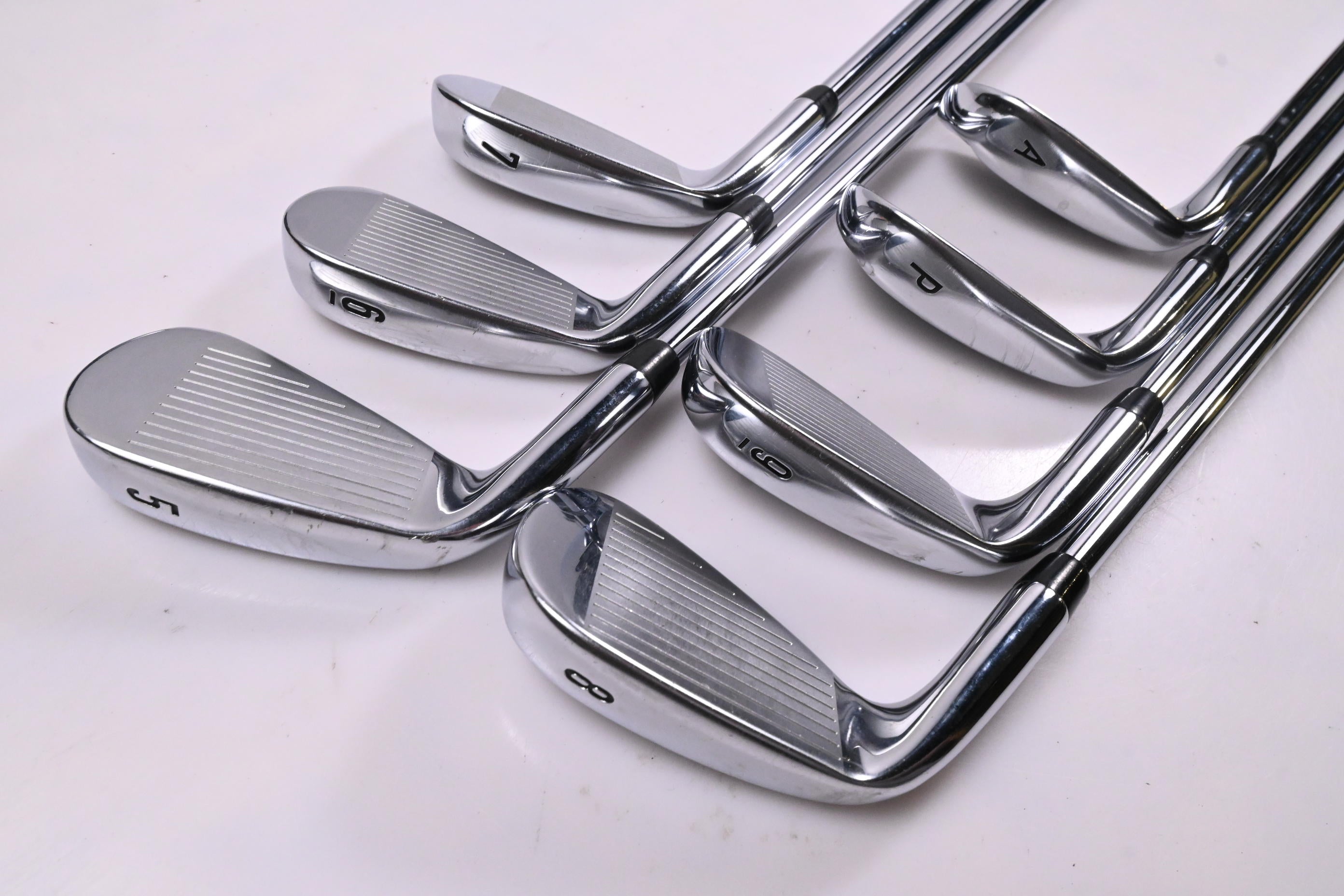 Callaway Mavrik Pro Irons / 5-PW+GW / Regular Flex Elevate 95 Shafts