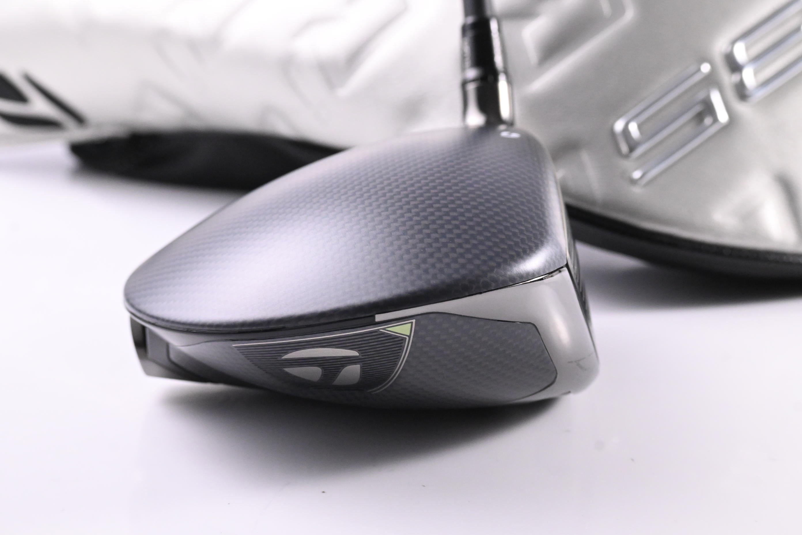 Taylormade Qi35 LS Driver / 10.5 Degree / Stiff Flex Tensei AV Limited Black 65