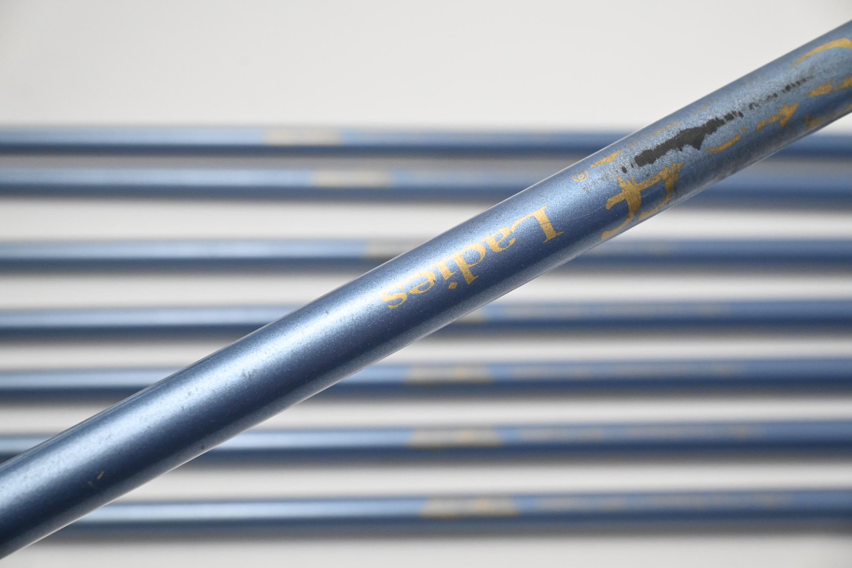 Ladies Wilson Pro Staff Irons / 4-PW+SW / Ladies Flex Pro Staff Shafts
