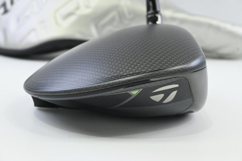 Taylormade Qi35 Driver / 9 Degree / Stiff Flex Fujikura Ventus Blue 5 Shaft
