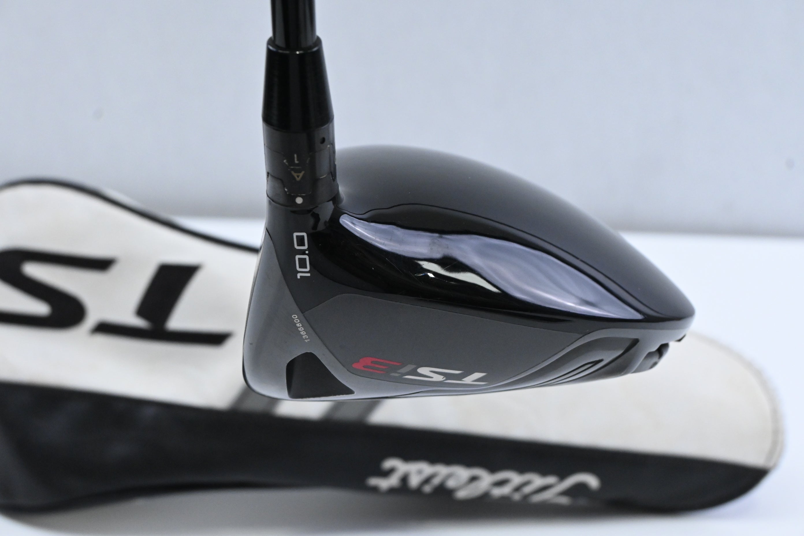 Titleist TSi3 Driver / 10 Degree / Stiff Flex HZRDUS Smoke Black 60 Shaft