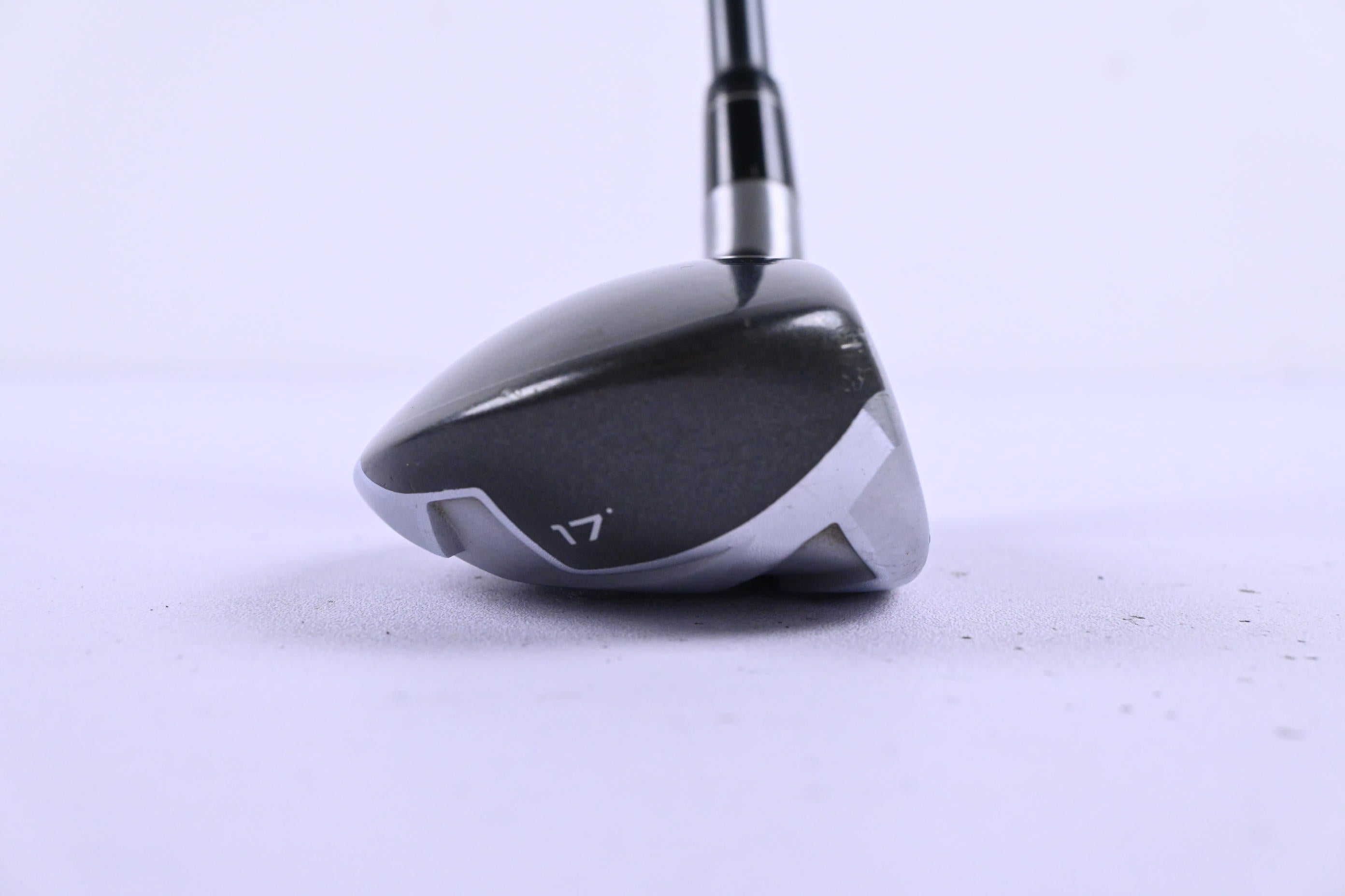 Taylormade SLDR #2 Hybrid / 17 Degree / Regular Flex Fujikura Speeder 82 Shaft