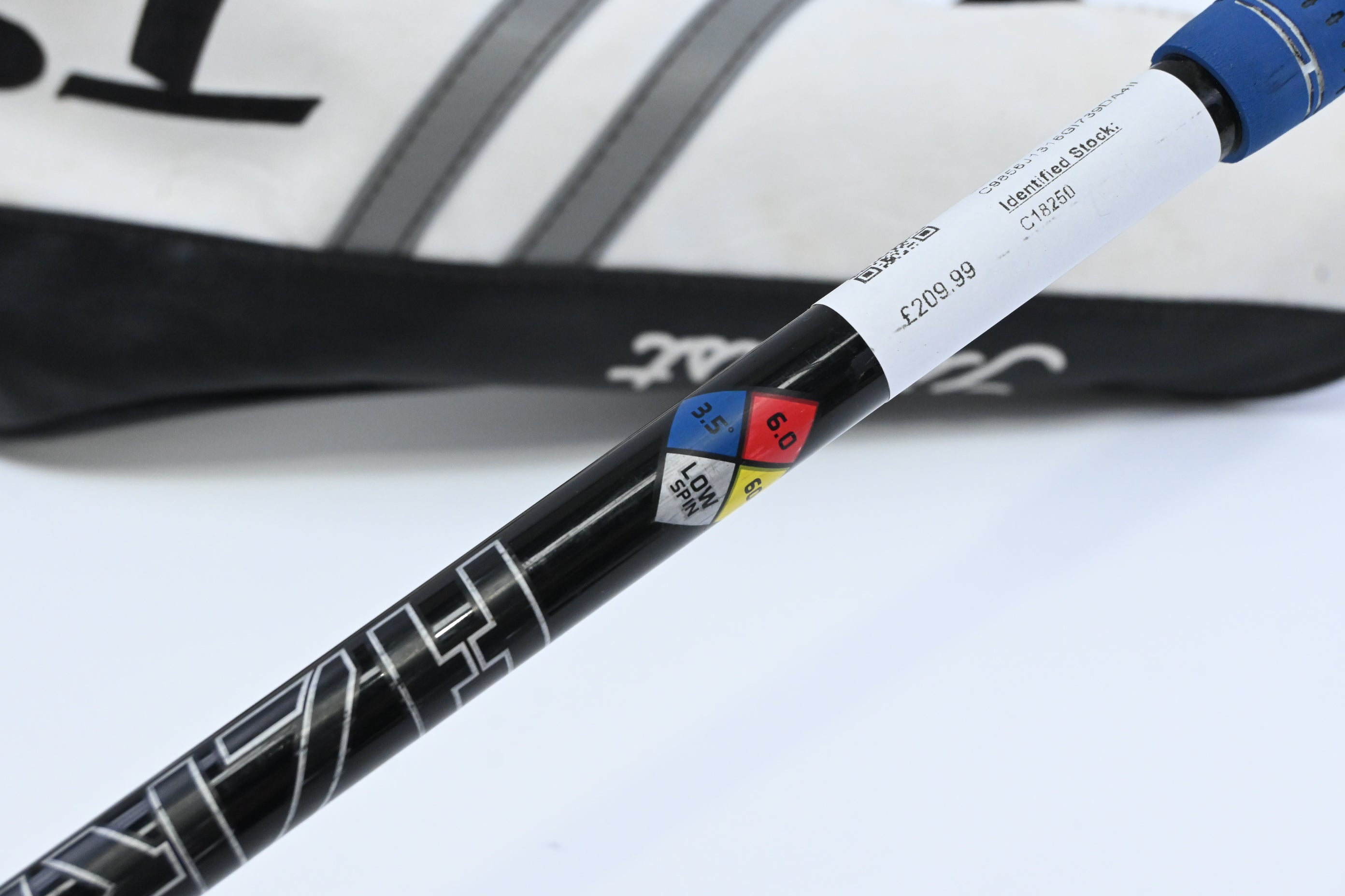 Titleist TSi3 Driver / 10 Degree / Stiff Flex HZRDUS Smoke Black 60 Shaft
