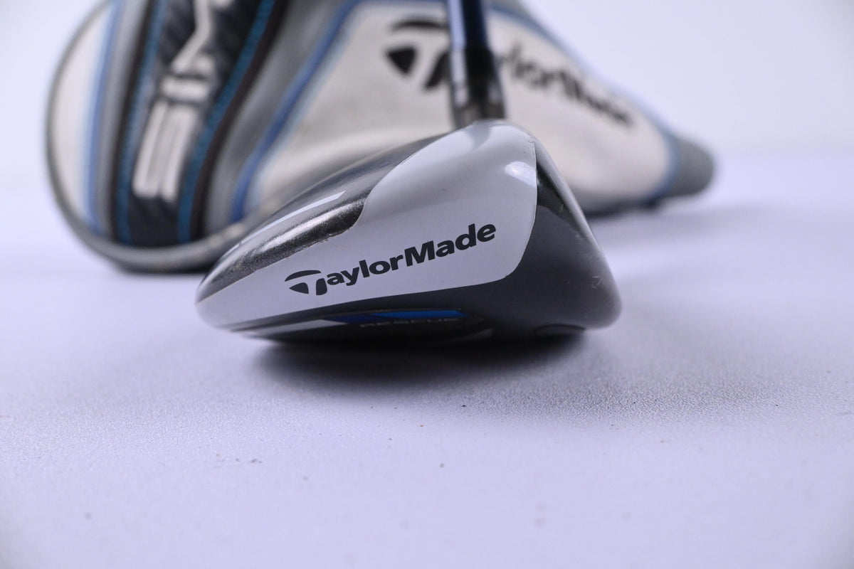 Taylormade SIM Max #4 Hybrid / 22 Degree / Regular Flex Ventus Blue 6 Shaft