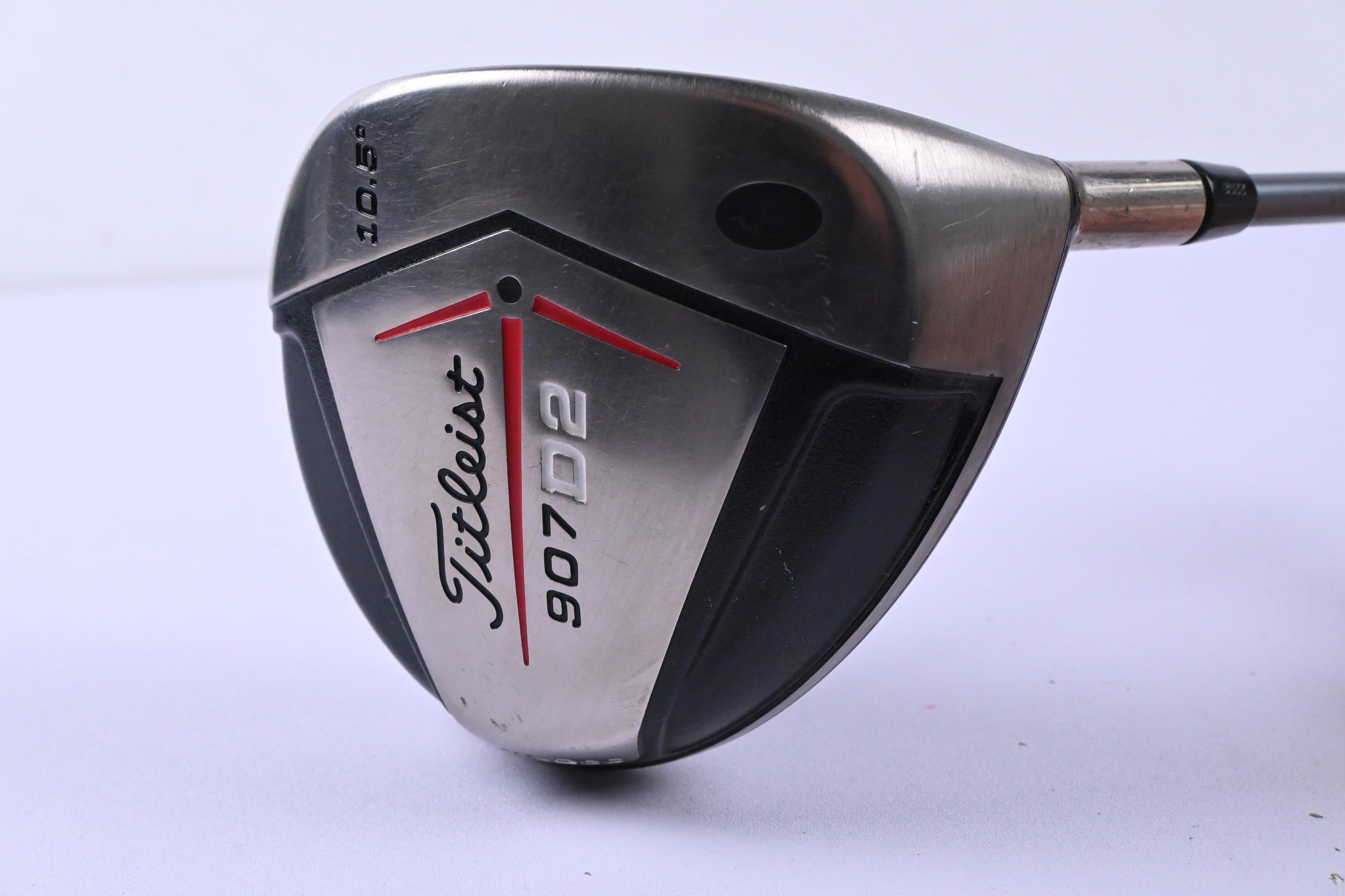 Titleist 907 D2 Driver / 10.5 Degree / Regular Flex Diamana 65 Shaft