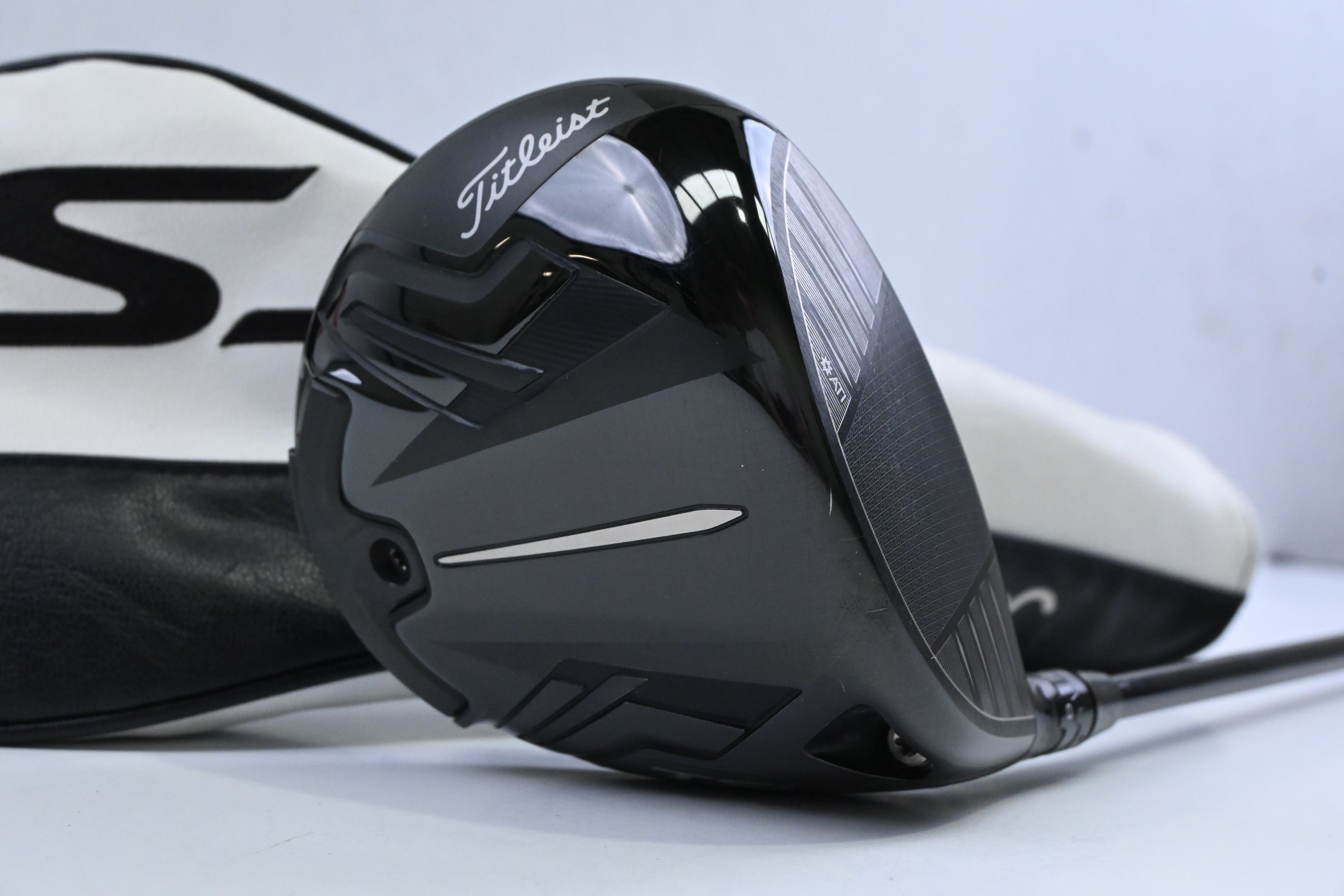 Titleist TSi3 Driver / 8 Degree / X-Flex Aldila VooDoo 6 Shaft