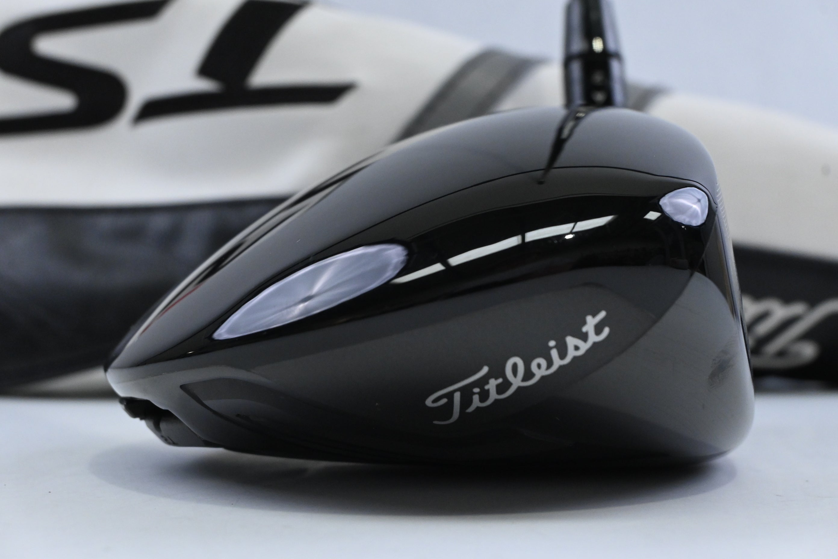 Titleist TSi3 Driver / 8 Degree / X-Flex Aldila VooDoo 6 Shaft