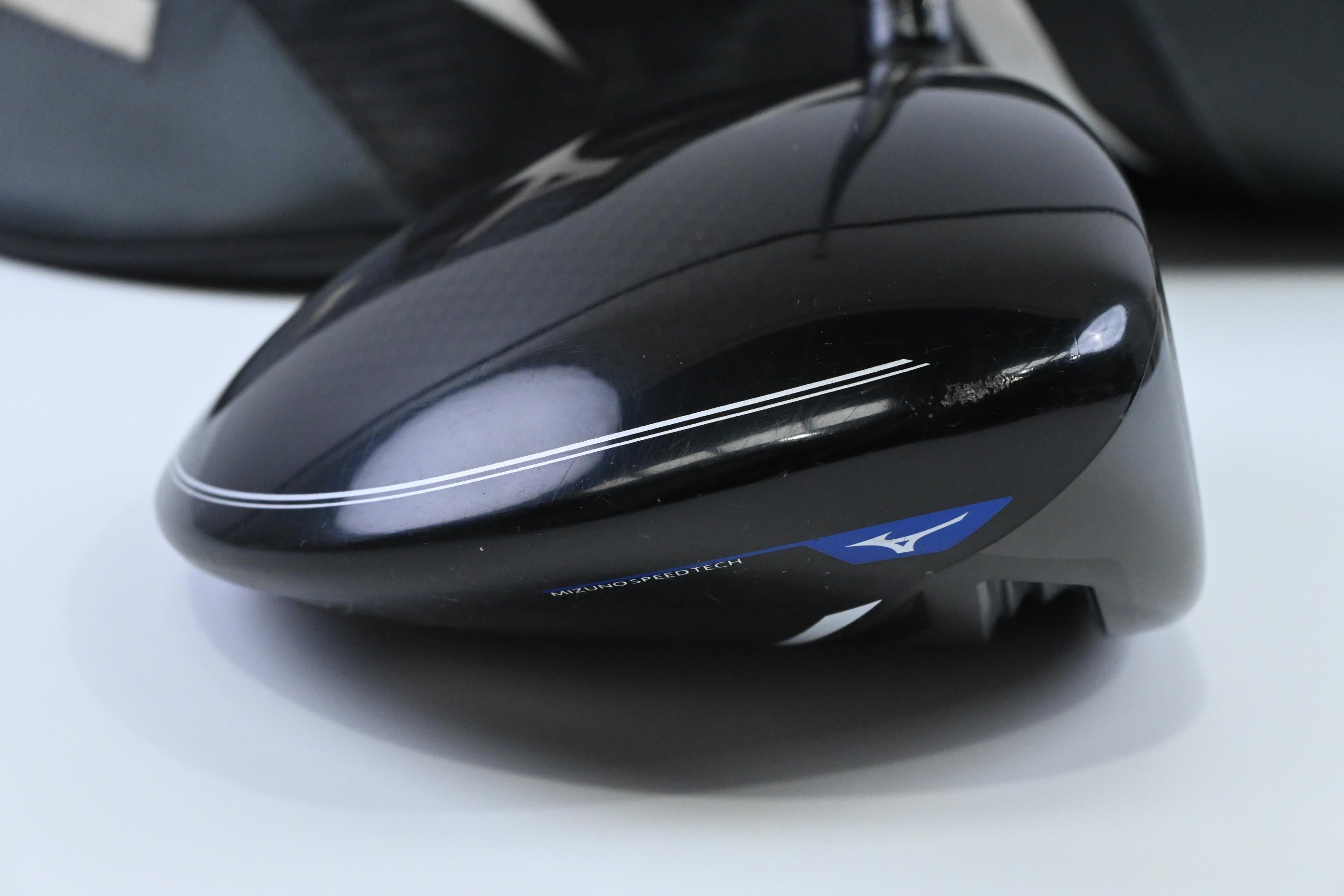 Mizuno ST200 Driver / 9.5 Degree / Regular Flex Graphite Design G-Tech