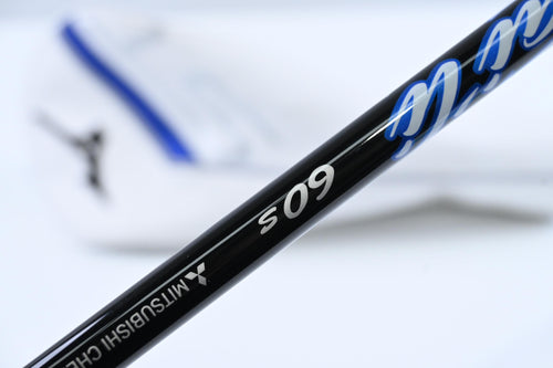 Mizuno ST-Max 230 Driver / 10.5 Degree / Stiff Flex Kai'li Blue 60 Shaft
