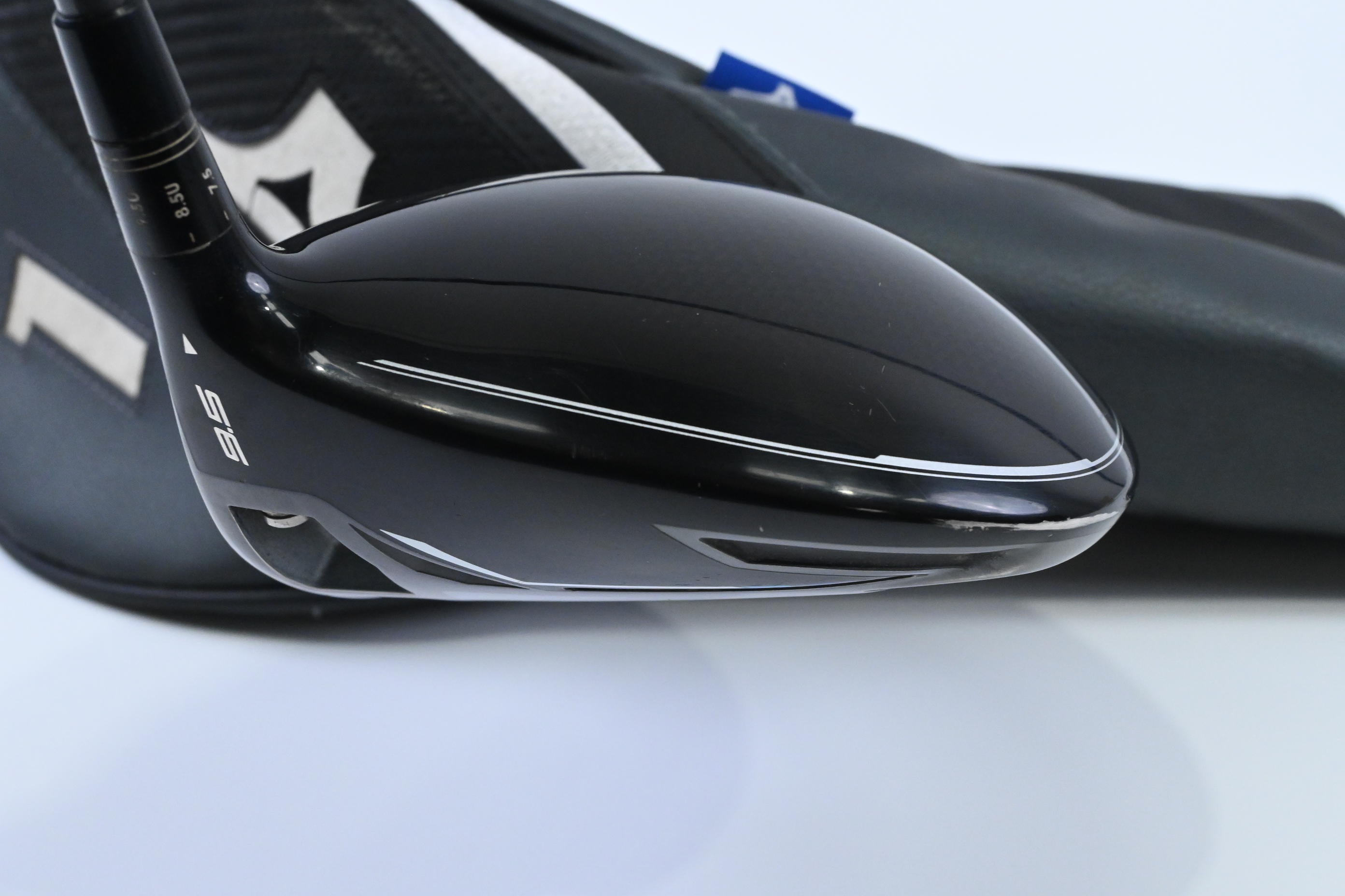 Mizuno ST200 Driver / 9.5 Degree / Regular Flex Graphite Design G-Tech