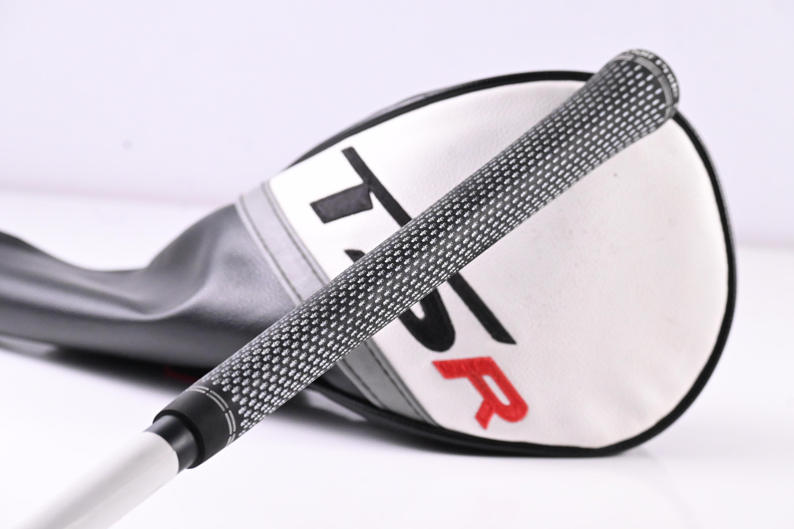 Titleist TSR2 Driver / 9 Degree / Stiff Flex Project X HZRDUS CB Red 60 Shaft