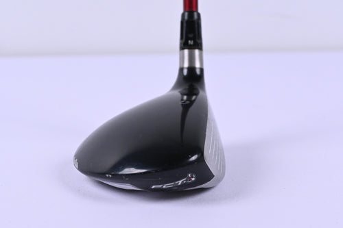 Taylormade R9 #4 Wood / 17 Degree / Regular Flex Fujikura Motore 70 Shaft