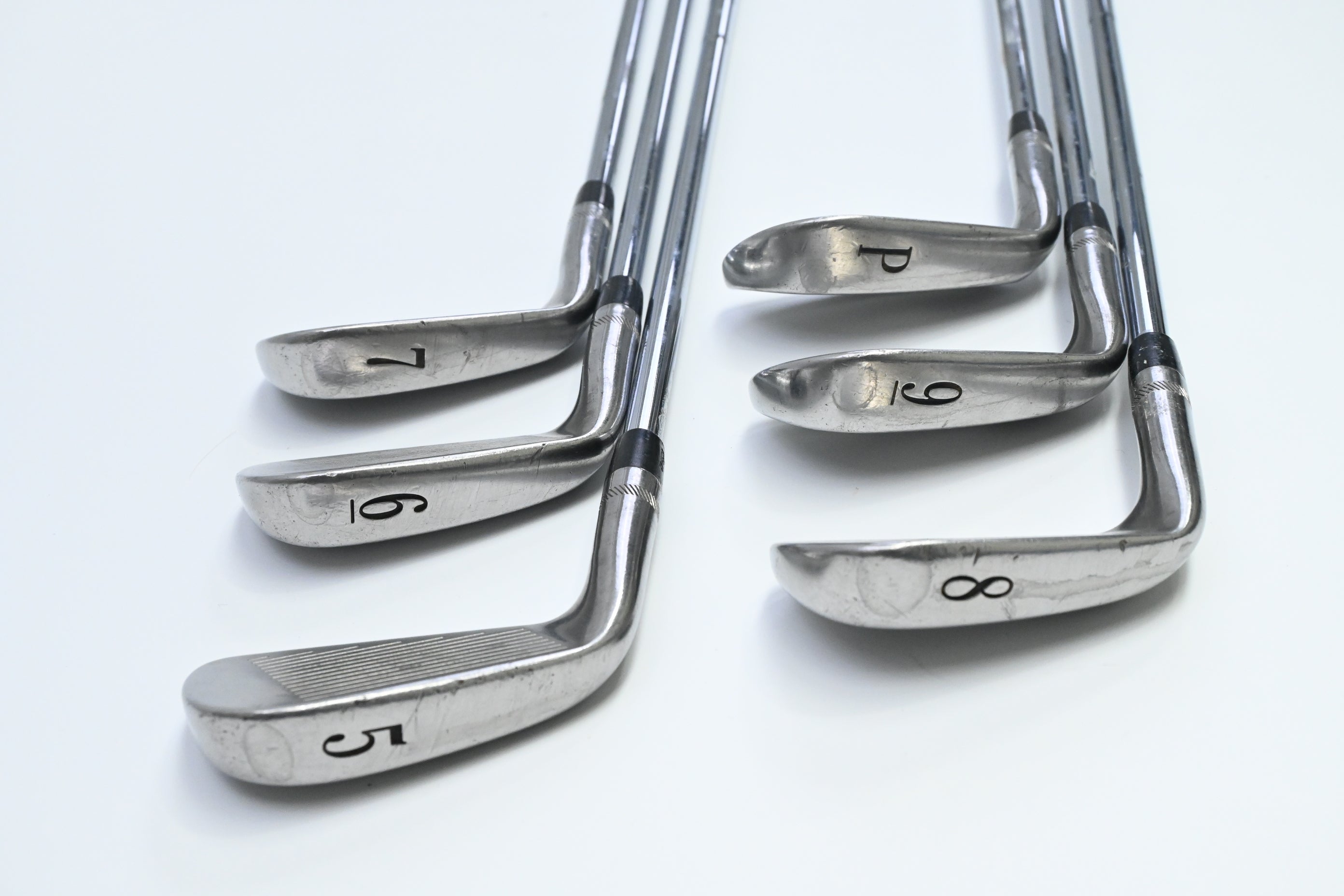 Titleist DCI 762 Irons / 5-PW / Stiff Flex Dynamic Gold Shafts