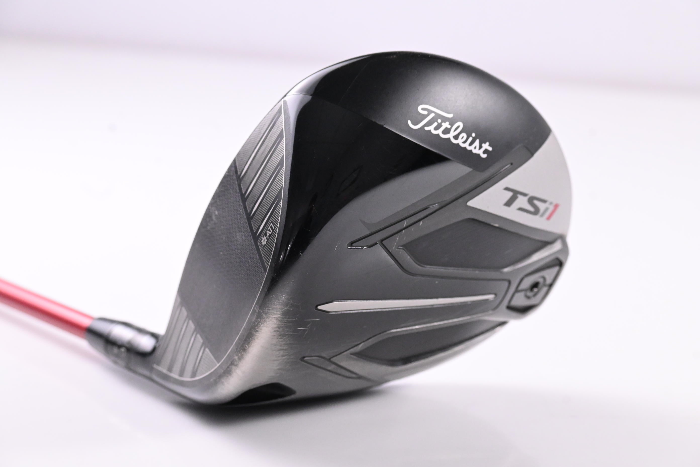 Left Hand Titleist TSi1 Driver / 10 Degree / Regular Flex Fujikura Ventus Red 5