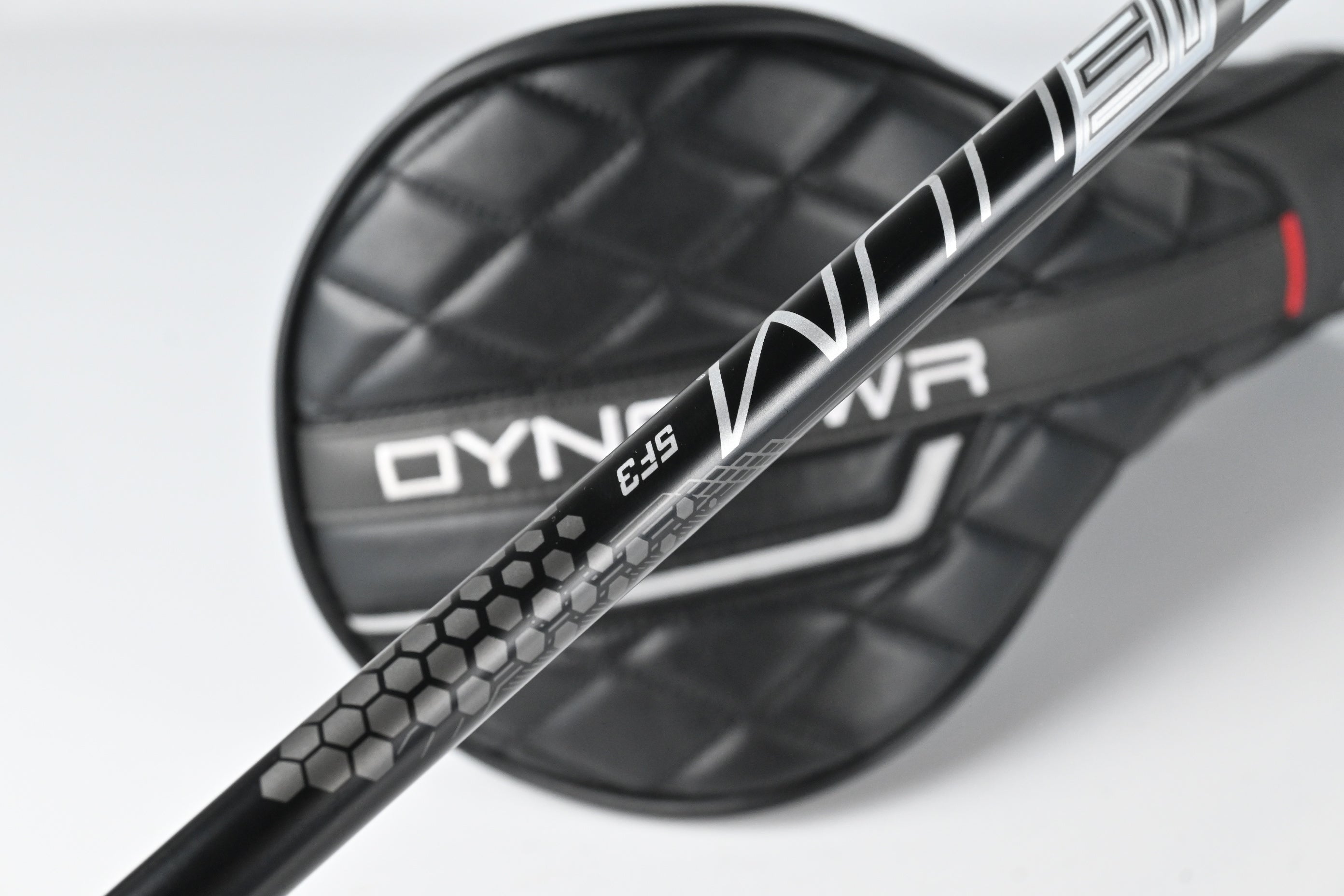 Wilson DYNAPWR 2025 Carbon Driver / 10.5 Degree / Regular Flex UST Mamiya Helium