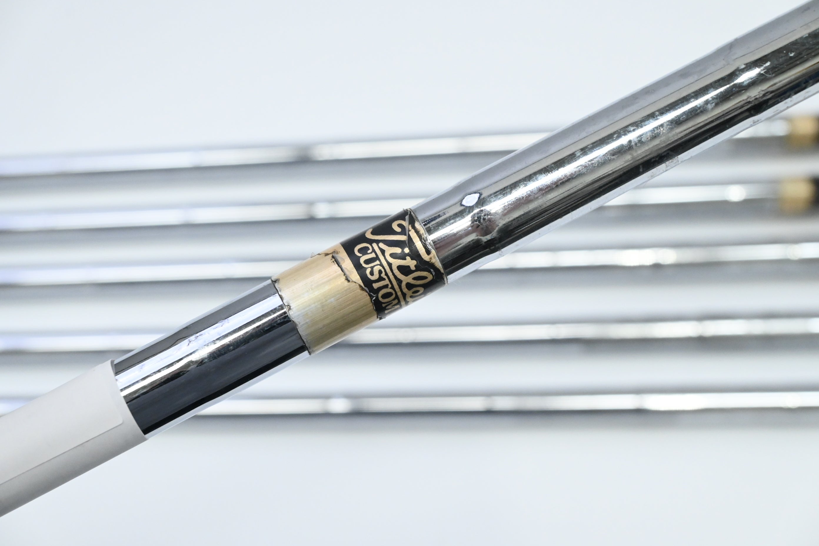 Titleist DCI 762 Irons / 5-PW / Stiff Flex Dynamic Gold Shafts
