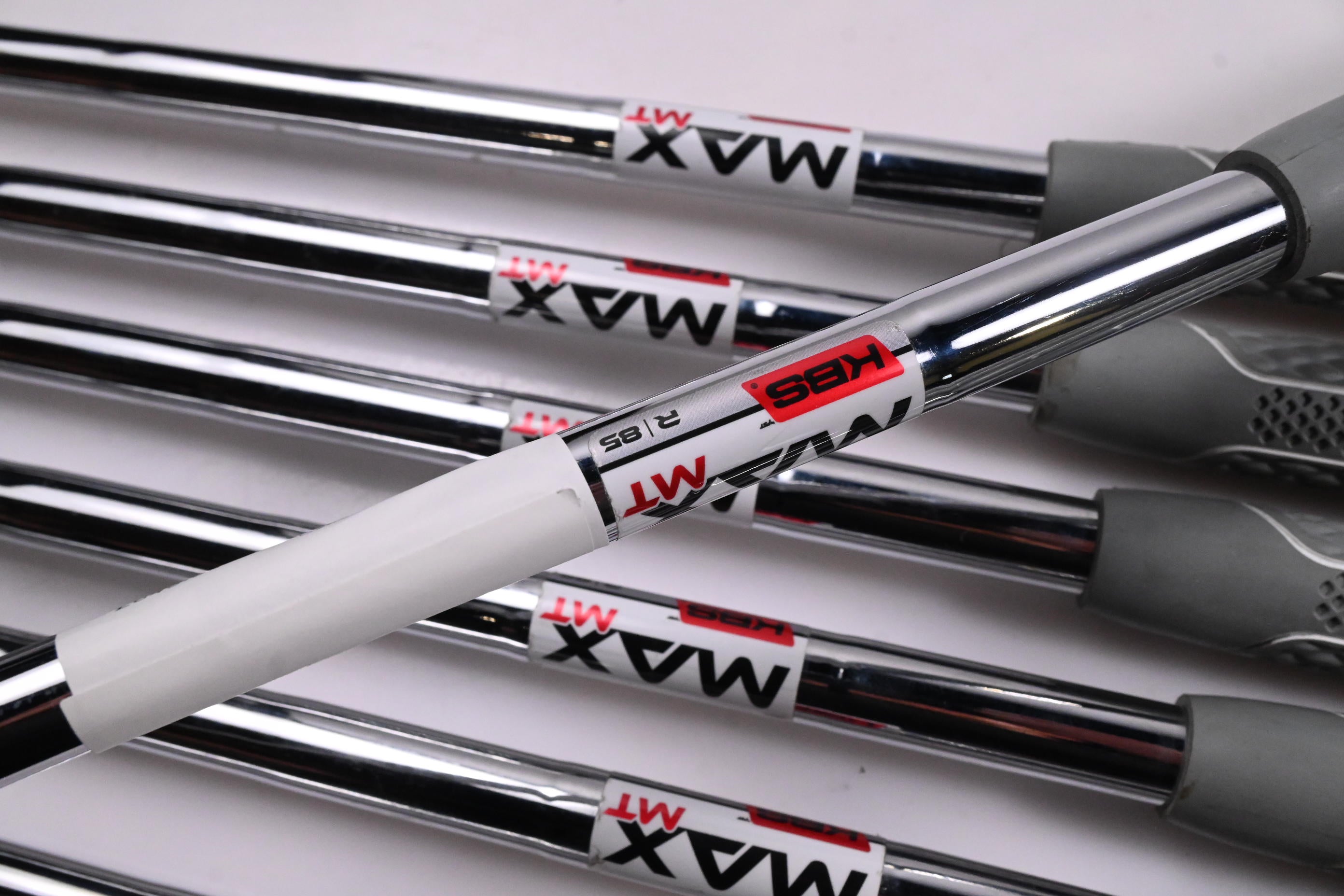 Taylormade Qi Irons / 5-PW+SW / Regular Flex KBS MAX MT 85 Shafts