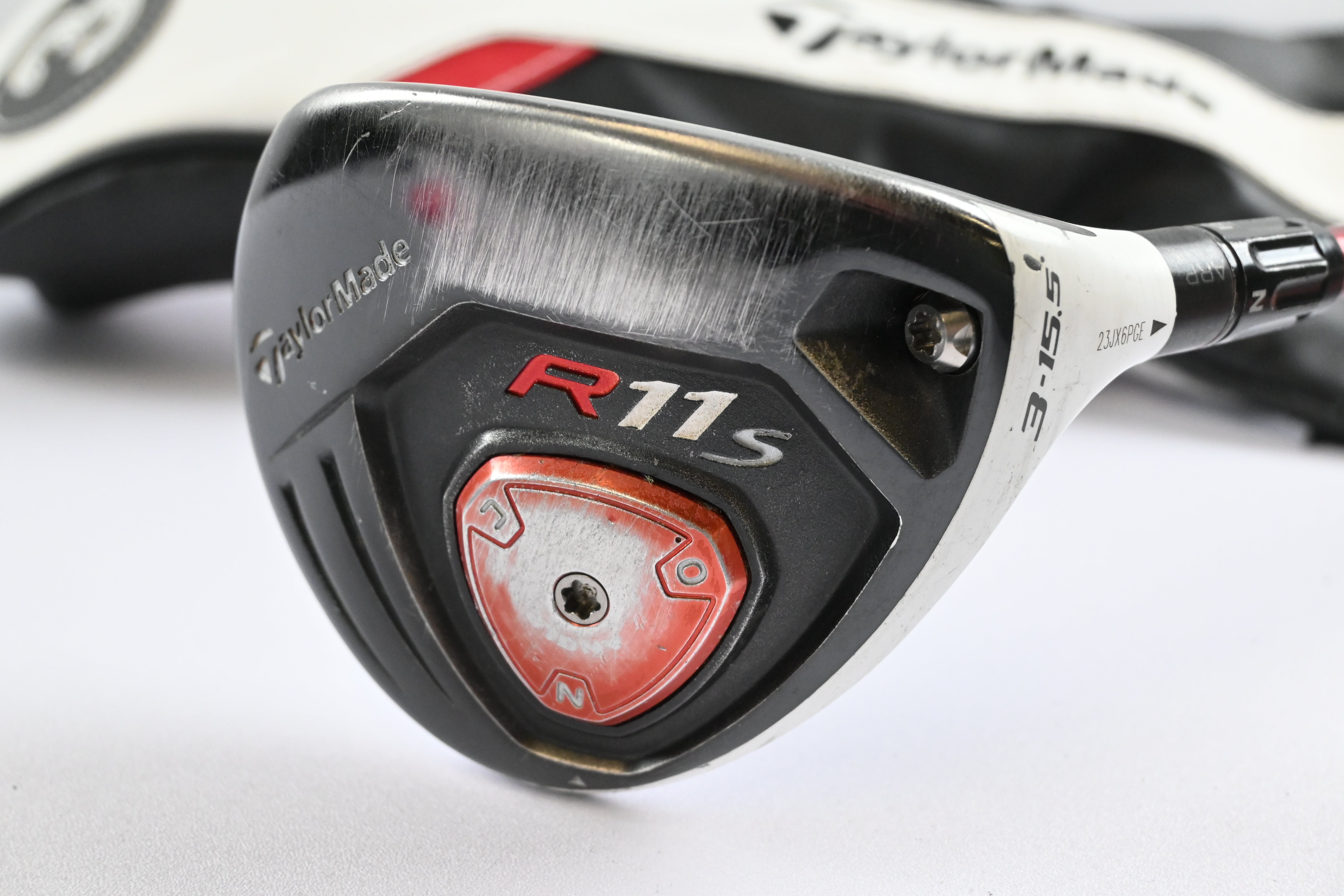 Taylormade R11S #3 Wood / 15.5 Degree / Regular Flex Fujikura Motore R9 70