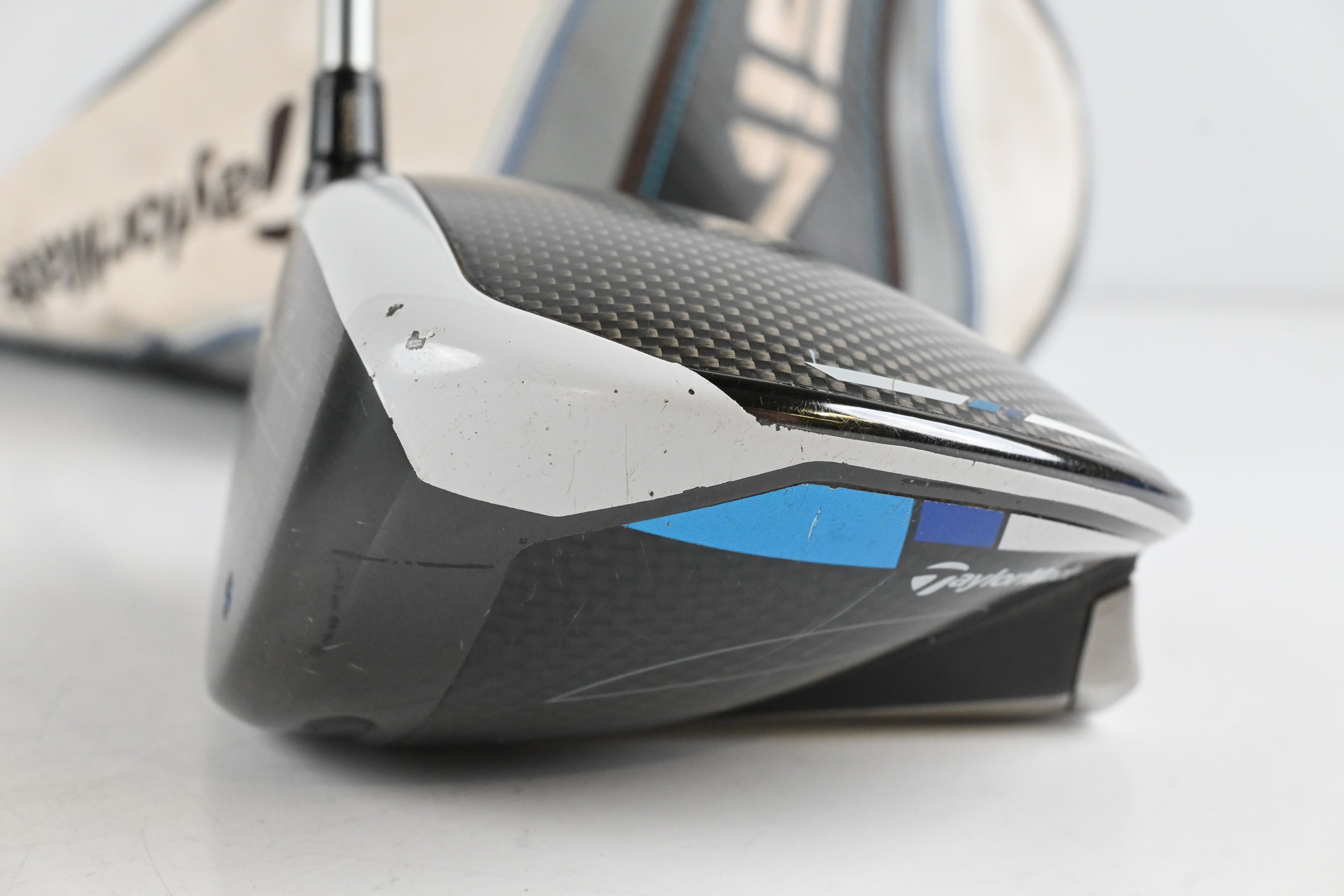Left Hand Taylormade SIM Max D Driver / 9 Degree / Senior Flex Helium 4 Shaft