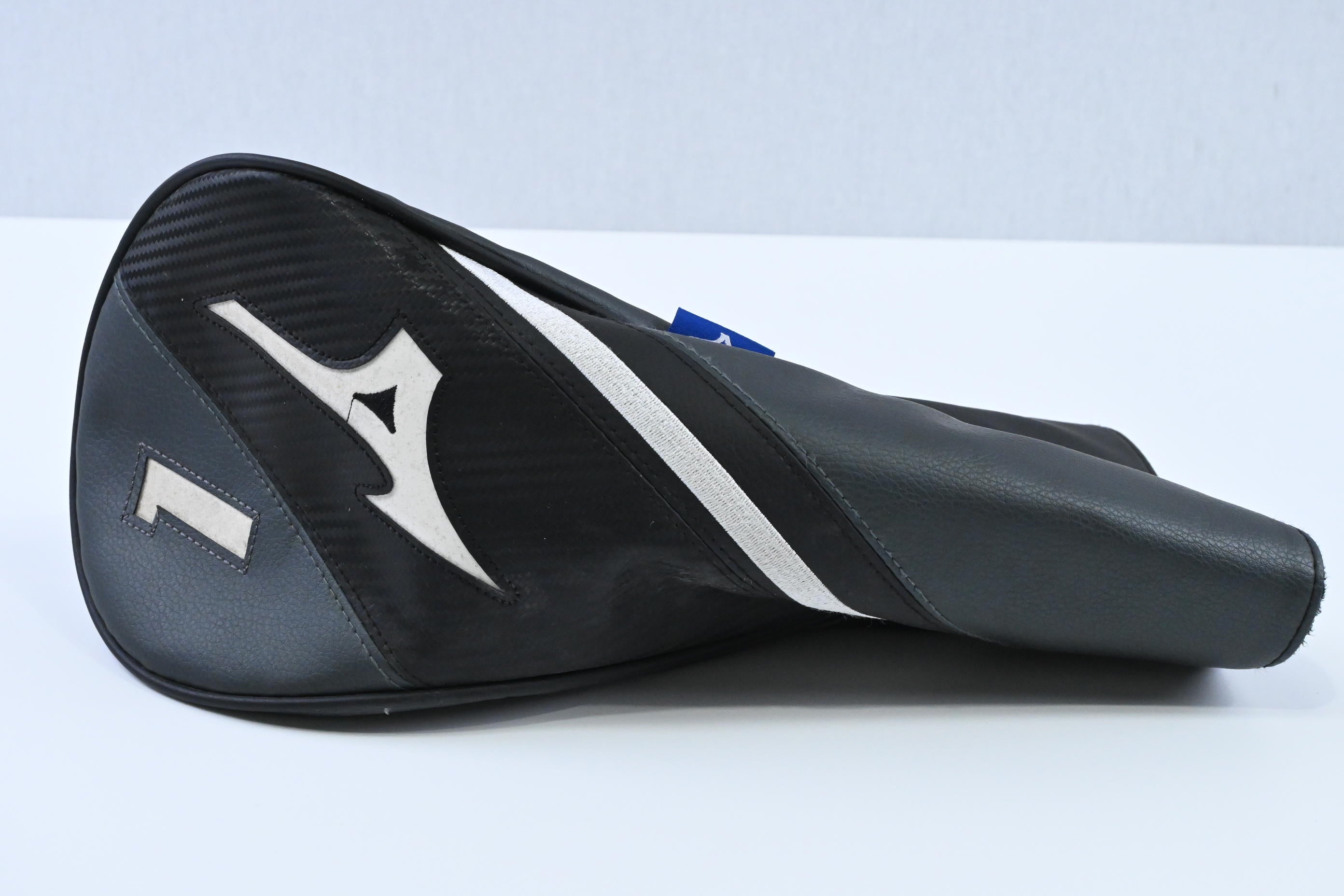Mizuno ST200 Driver / 9.5 Degree / Regular Flex Graphite Design G-Tech