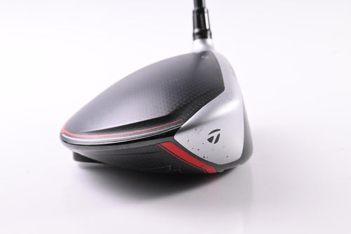 Taylormade M6 Driver / 9 Degree / Regular Flex HZRDUS Red 62 Shaft