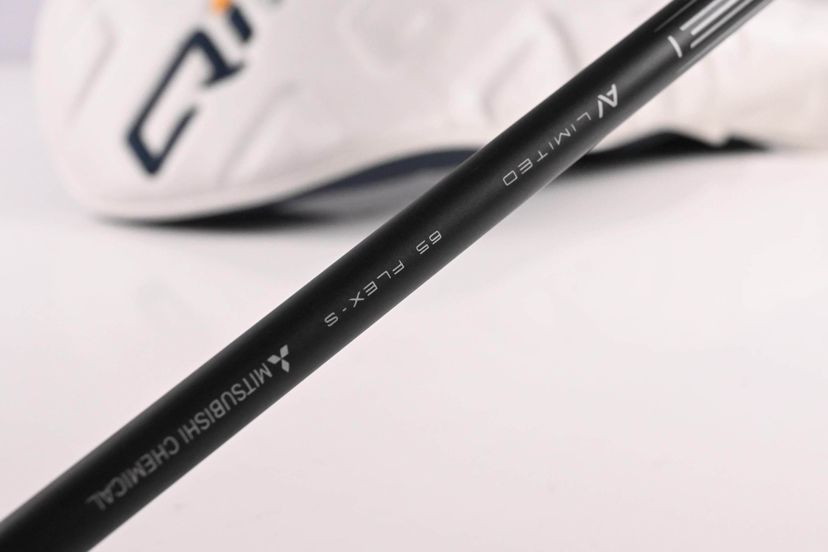 Taylormade Qi10 LS Driver / 10.5 Degree / Stiff Flex Tensei AV Limited White 65