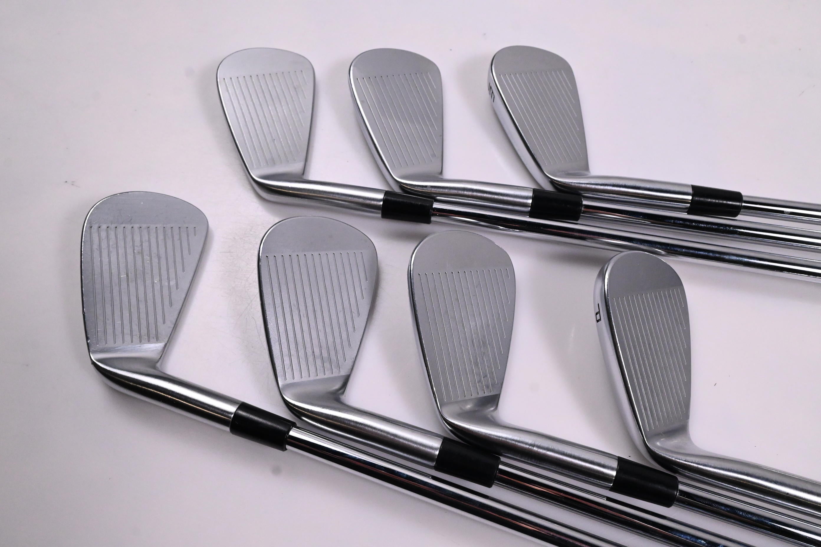 Taylormade P.7CB Irons / 4-PW / X-Flex N.S.Pro Modus³ Tour 105 Shafts