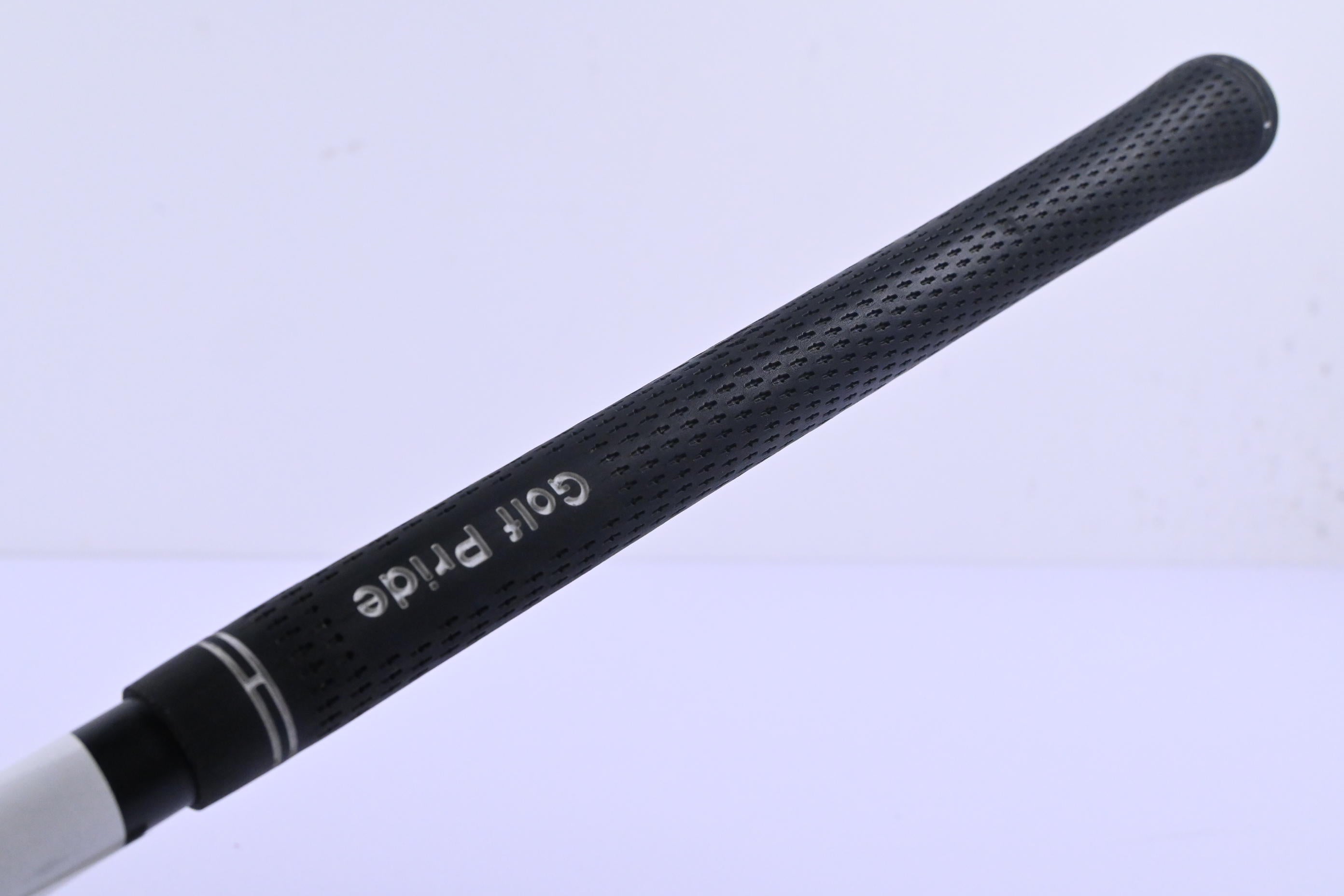 Left Hand Cobra King Radspeed XB Driver / 10.5 Degree / Regular Flex Fujikura 6
