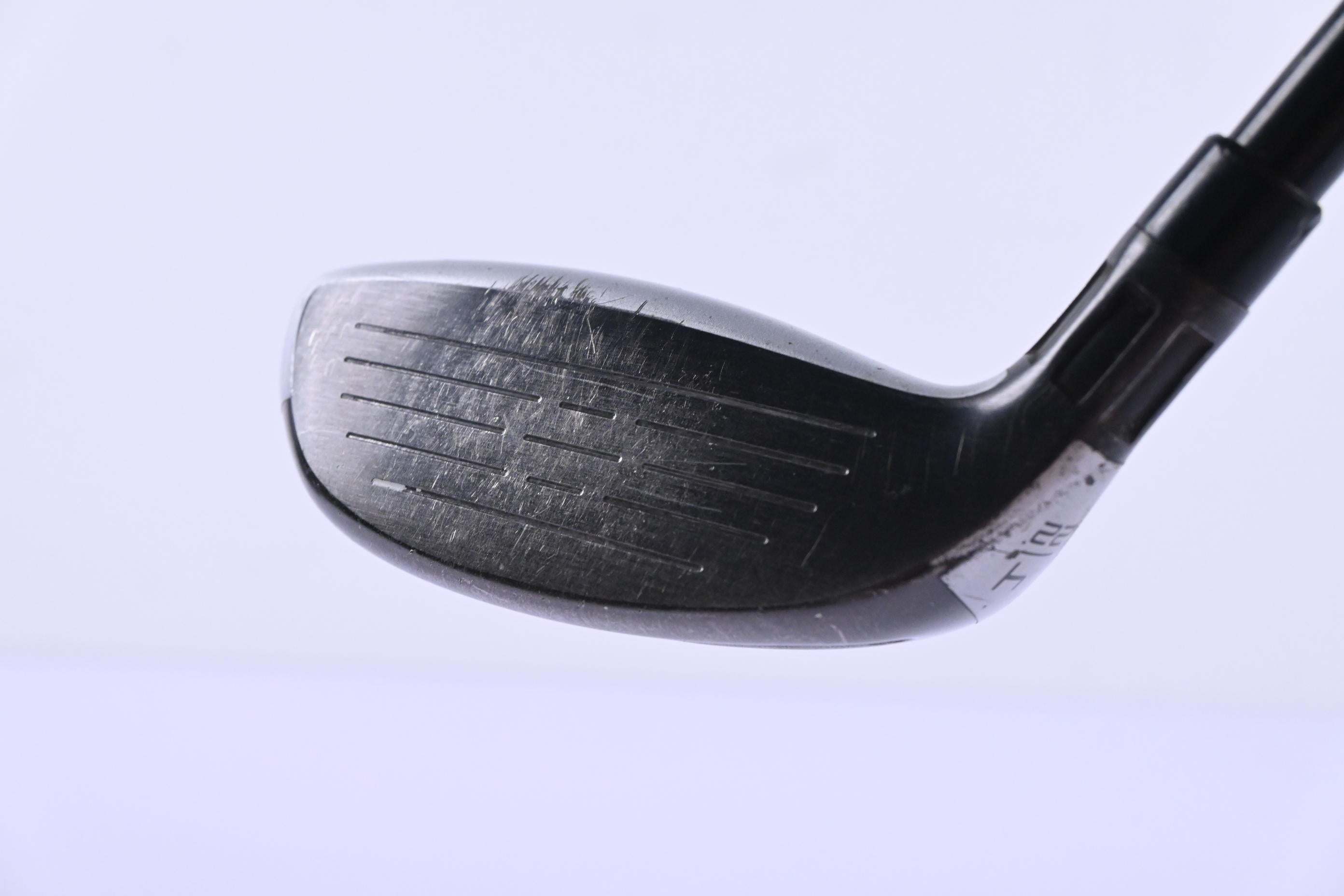 Taylormade M4 #4 Hybrid / 22 Degree / Regular Flex Fujikura Atmos Red 6