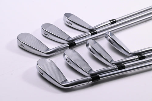 Callaway Apex CB 24 Irons / 4-PW / Stiff Flex Project X IO 110 Shafts