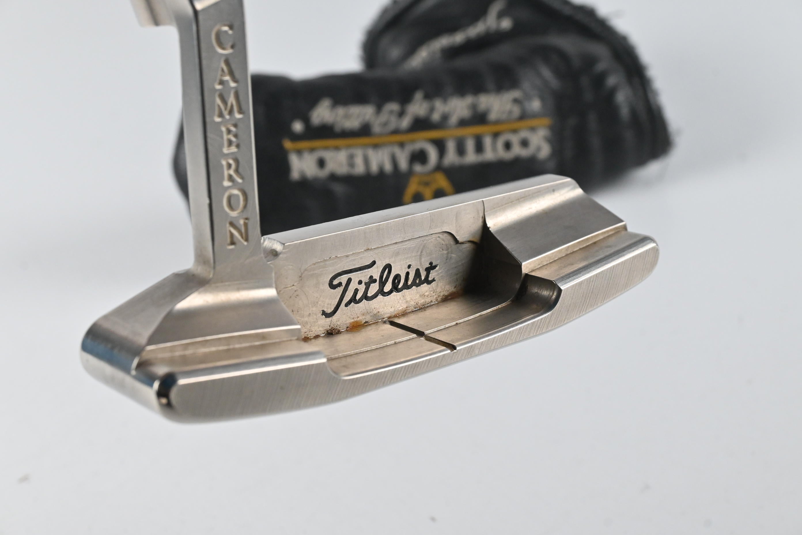 Scotty Cameron Oil Can Classics Newport Two Putter / 33 Inch